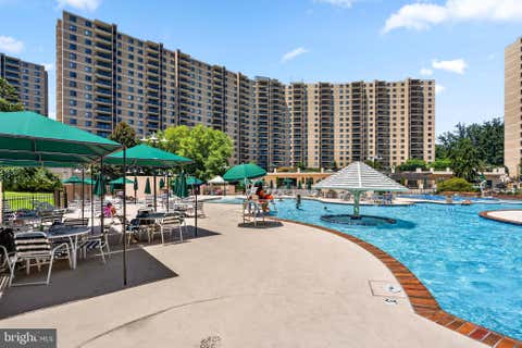 Condo For Rent - 205 Yoakum Parkway #1002<br/> Alexandria City County, ALEXANDRIA, VA 22304