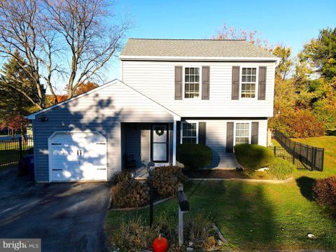 68 ESSEX COURT DOWNINGTOWN PA 19335