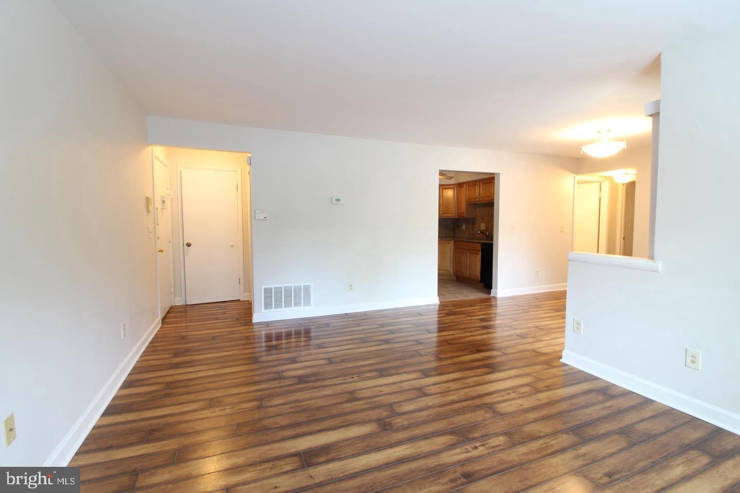 3123 SAYRE DRIVE