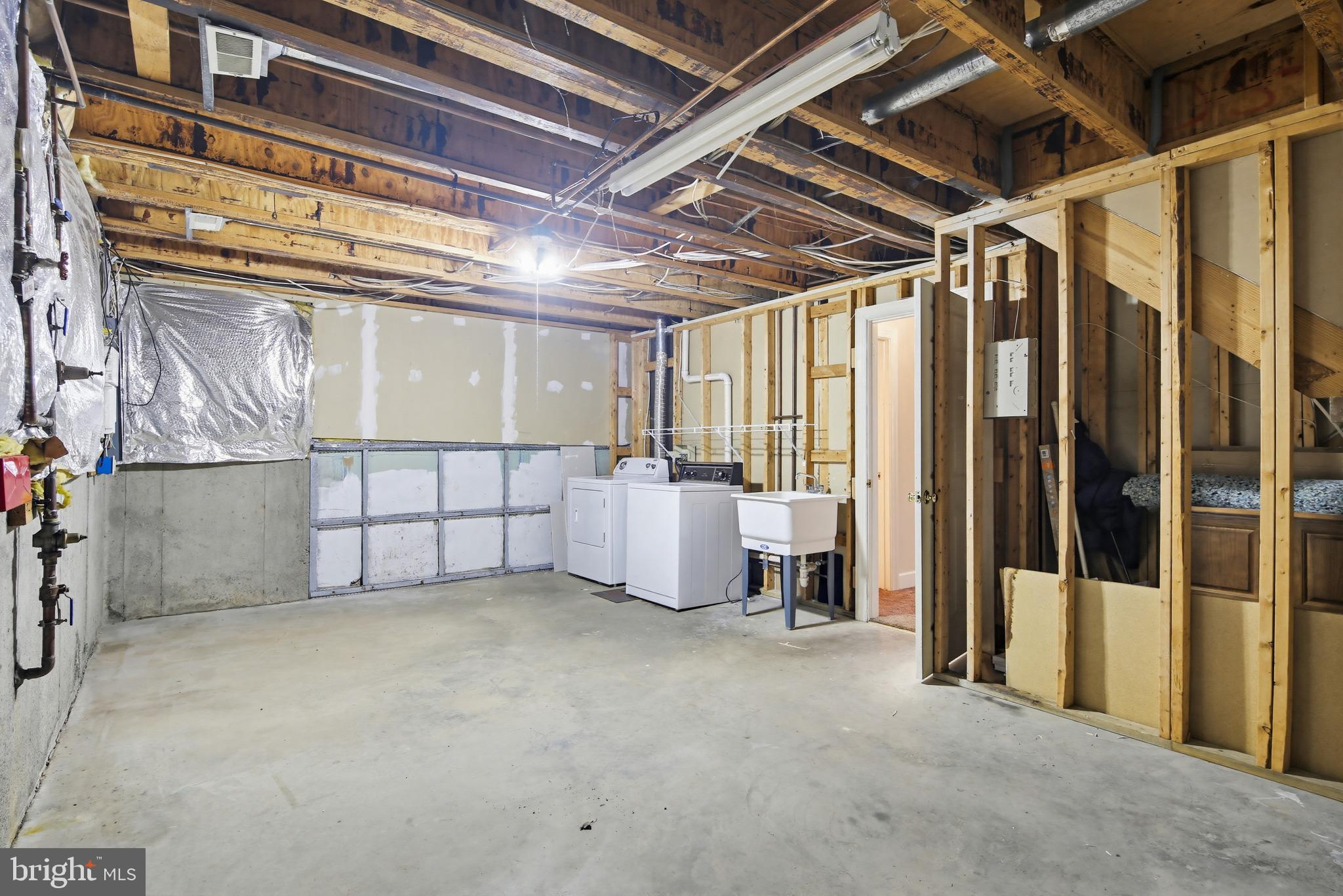 DORSEY SEARCH - Residential Lease