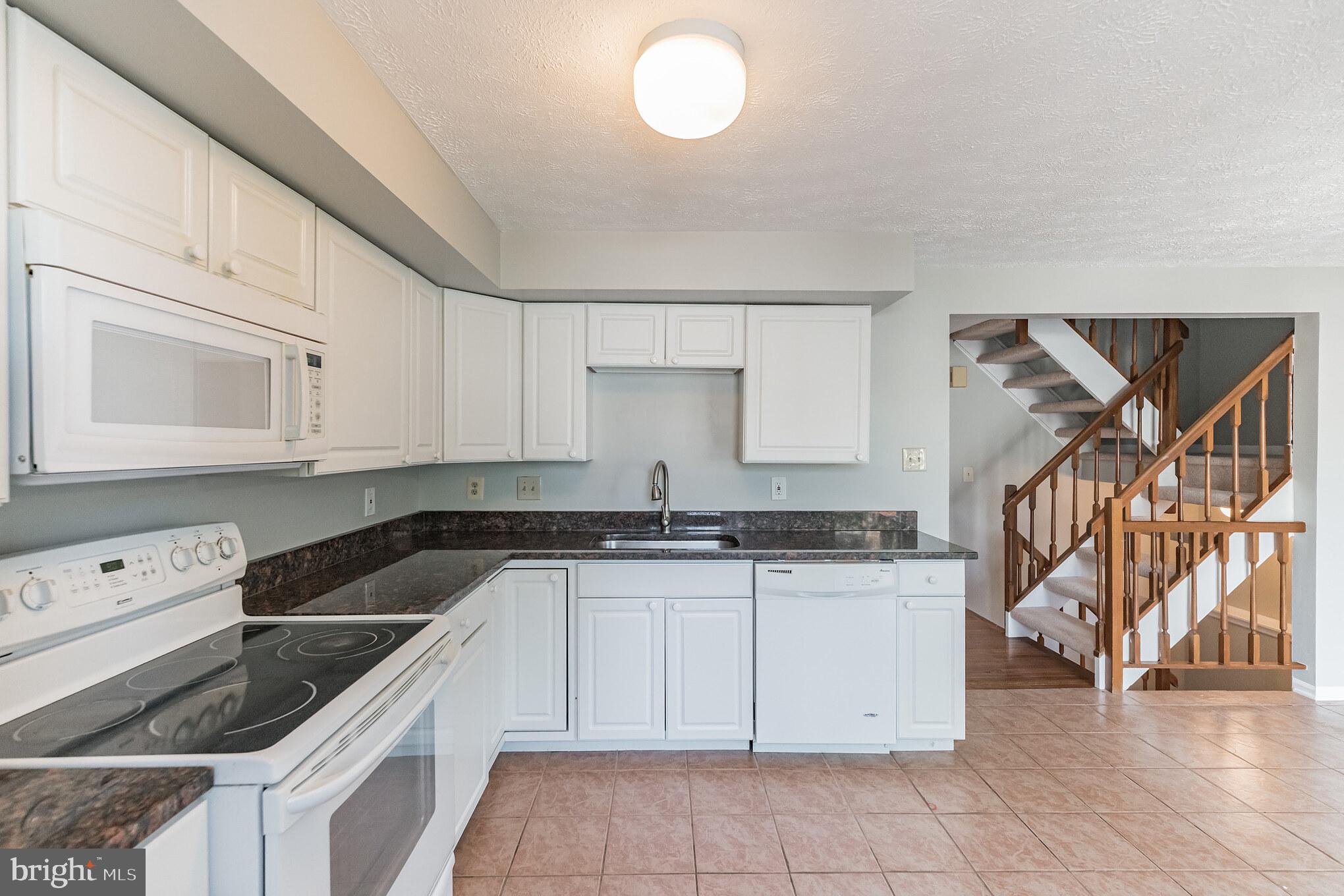 HERITAGE ESTATES - Residential