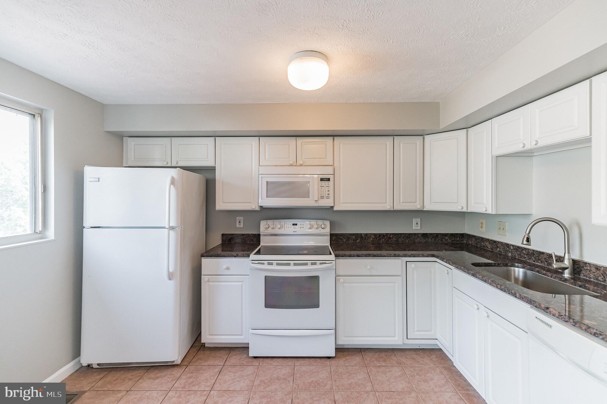 HERITAGE ESTATES - Residential