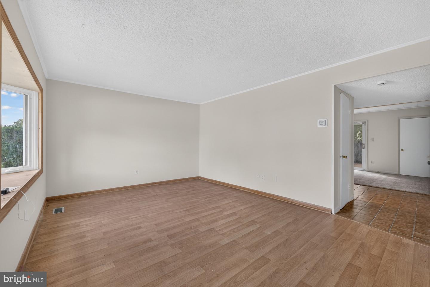 50 RAEBURN LANE