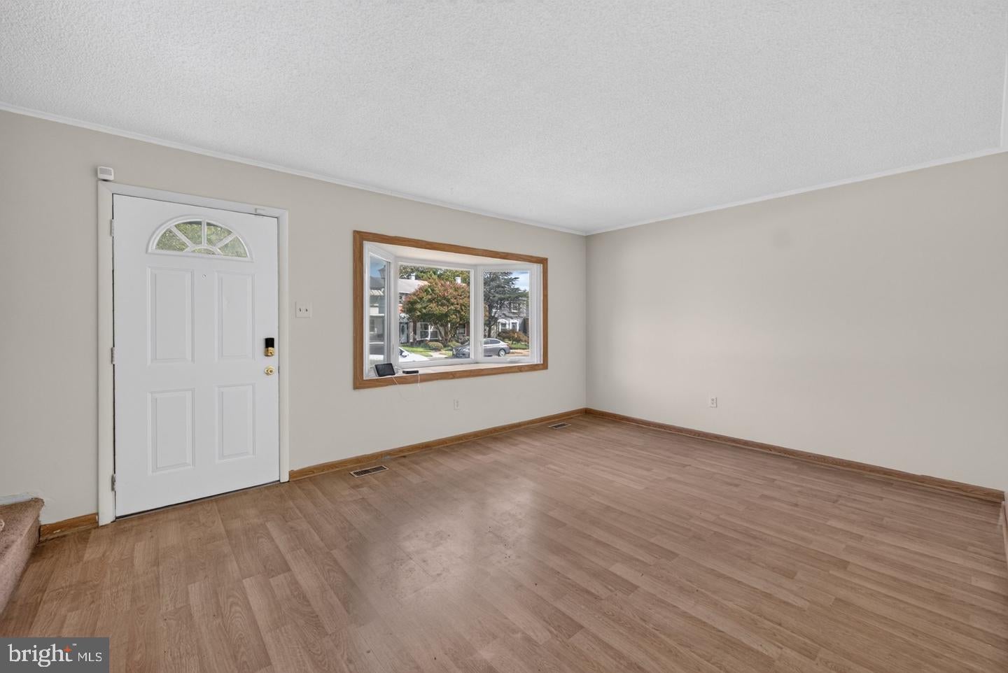 50 RAEBURN LANE