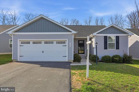 Homes For Sale - 489 Salida Trail<br/> Berkeley County, MARTINSBURG, WV 25403