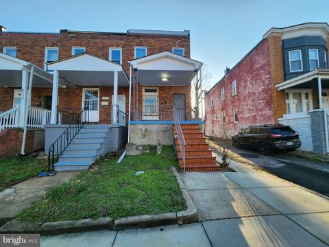 Townhouse For Sale - 707 N Longwood Street<br/> BALTIMORE, MD 21216