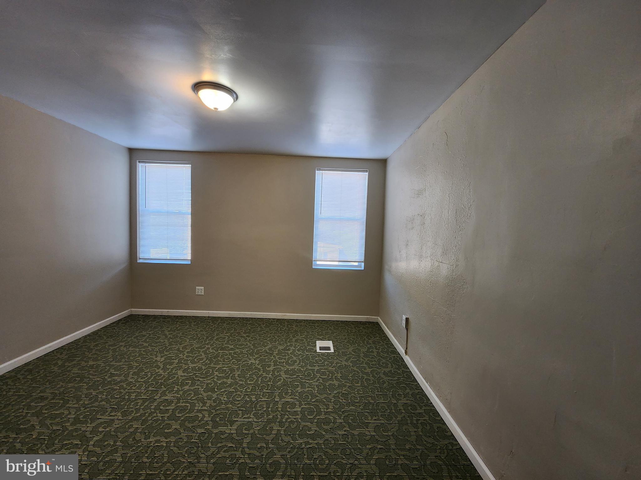 FRANKLINTOWN ROAD - Residential