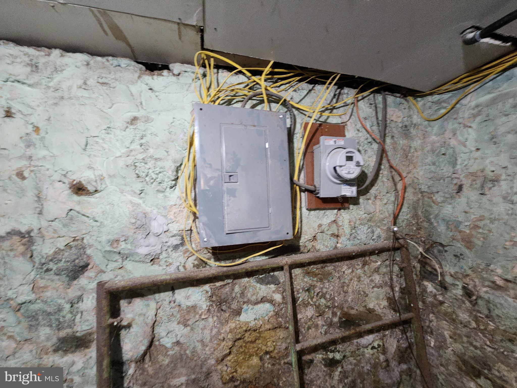 FRANKLINTOWN ROAD - Residential