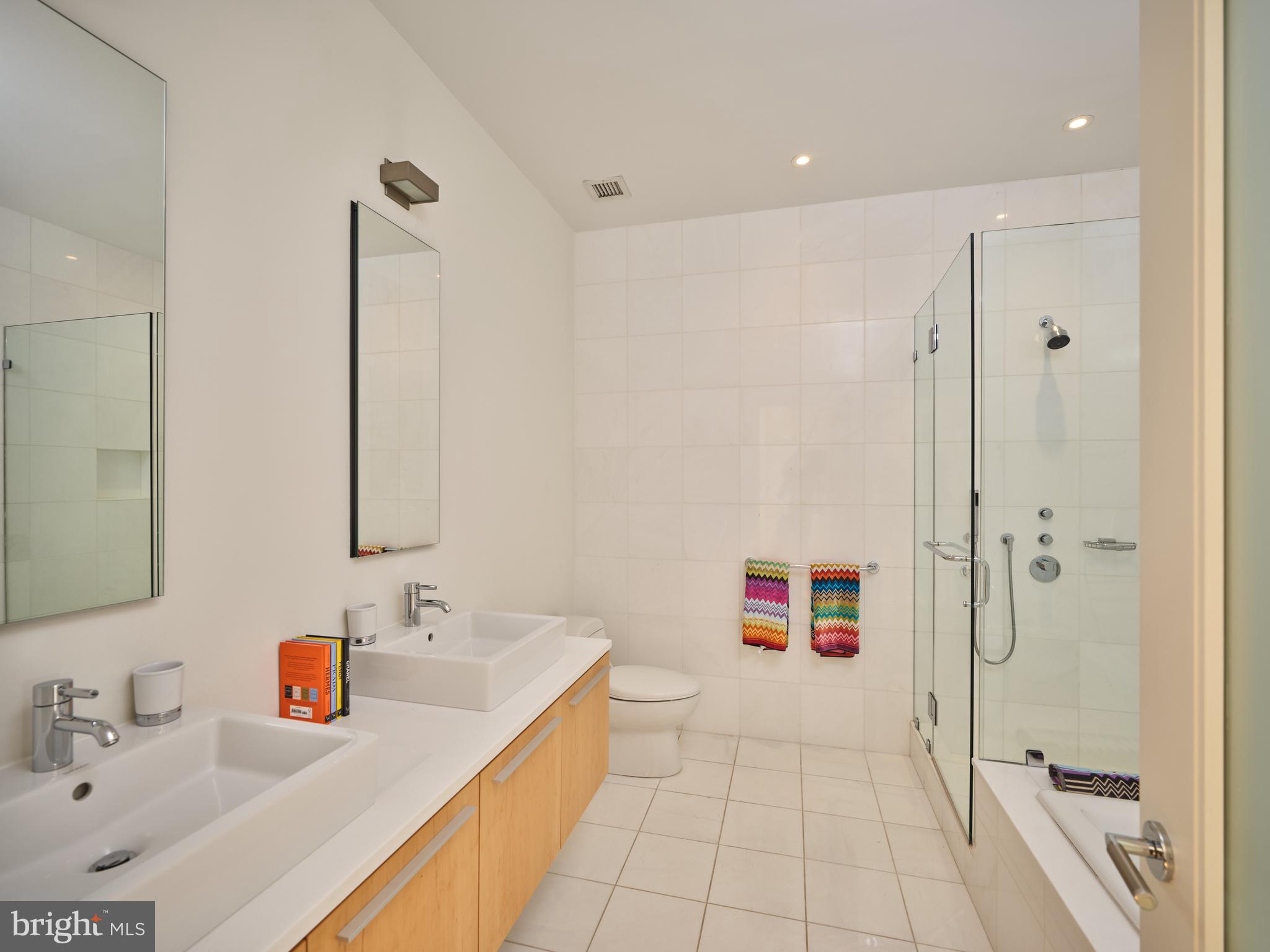 WASHINGTON SQ WEST - Residential