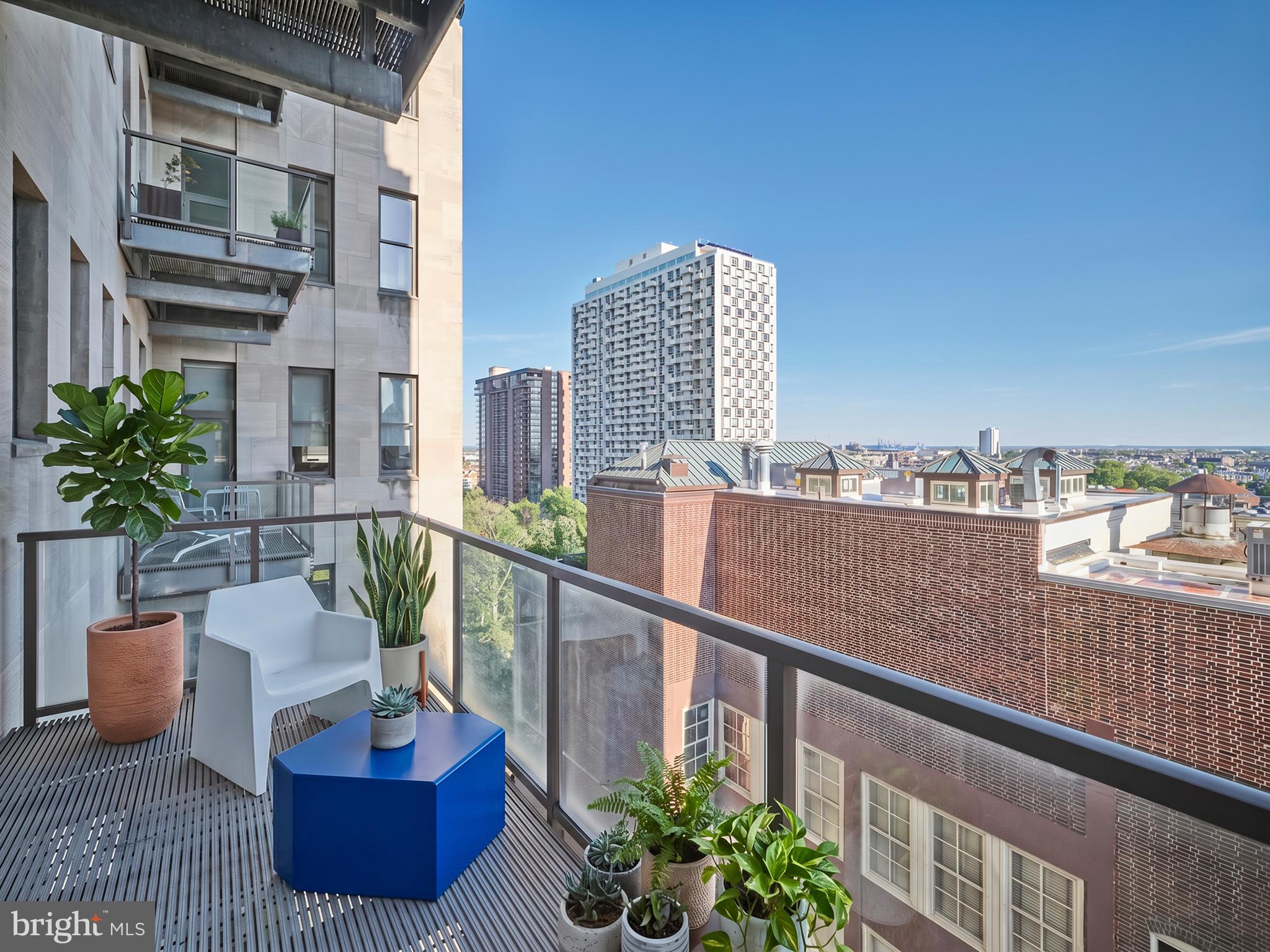 WASHINGTON SQ WEST - Residential
