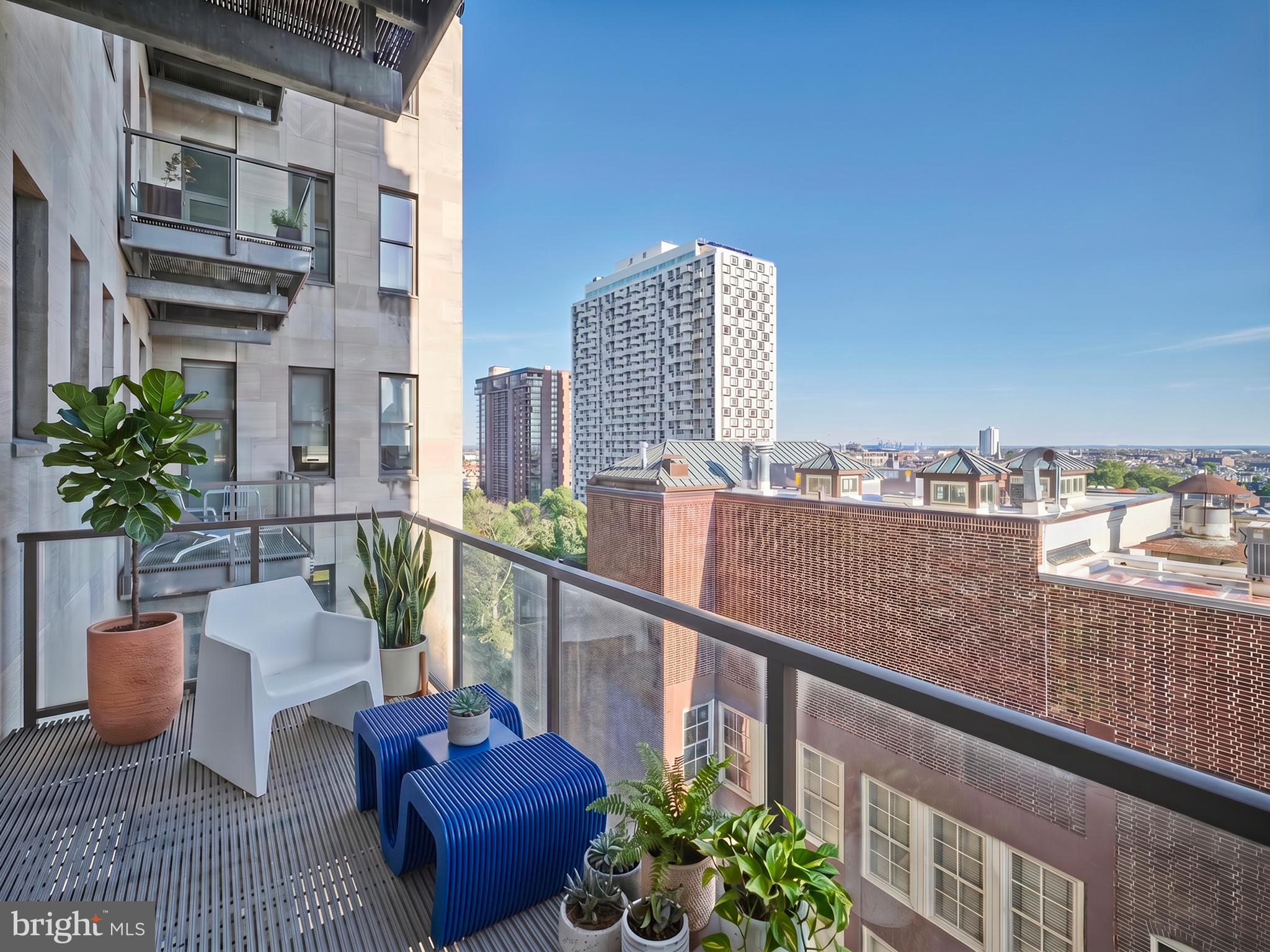 WASHINGTON SQ WEST - Residential