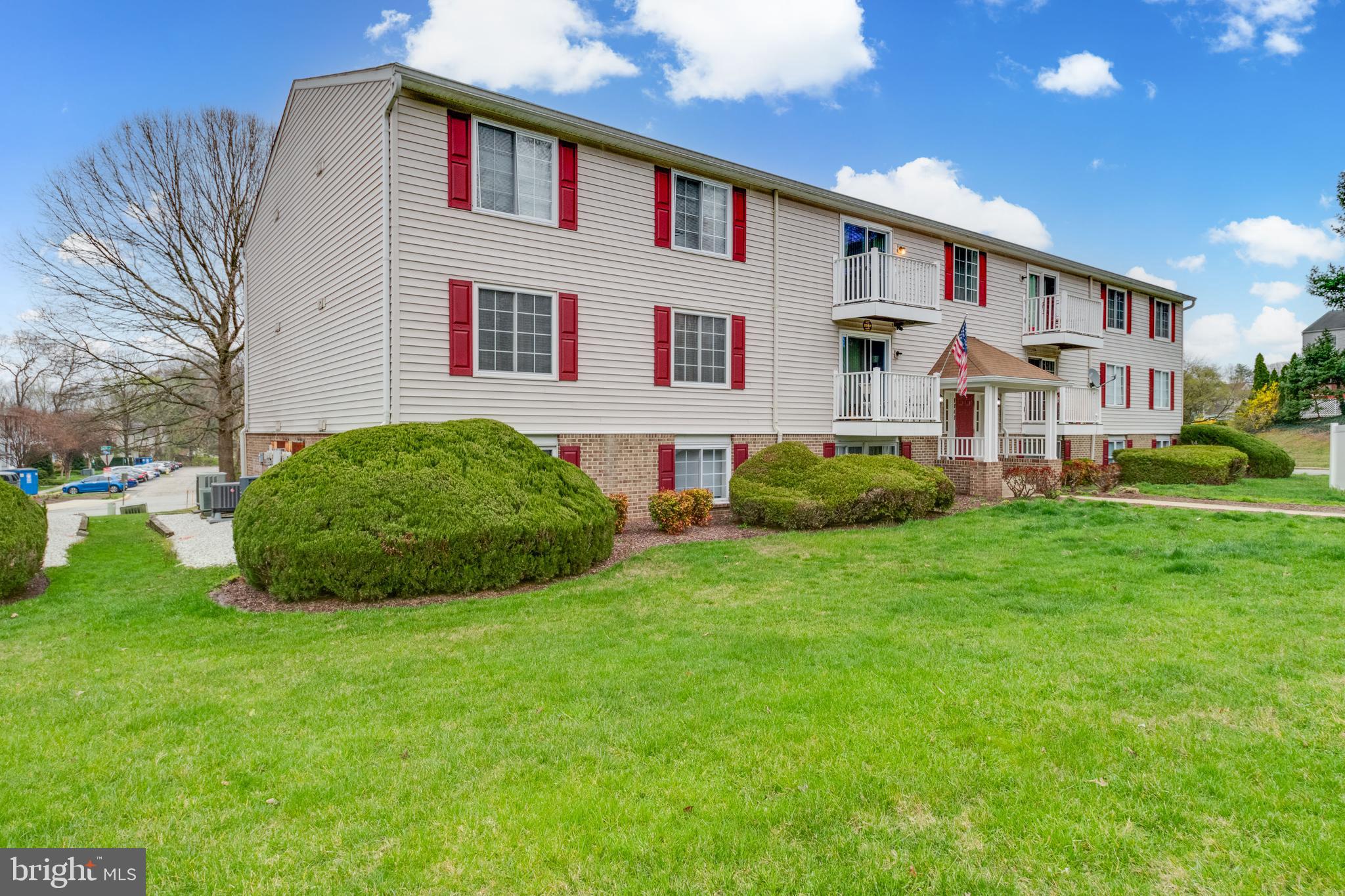 CHESTERFIELD GARDEN CONDOMINIUM - Residential