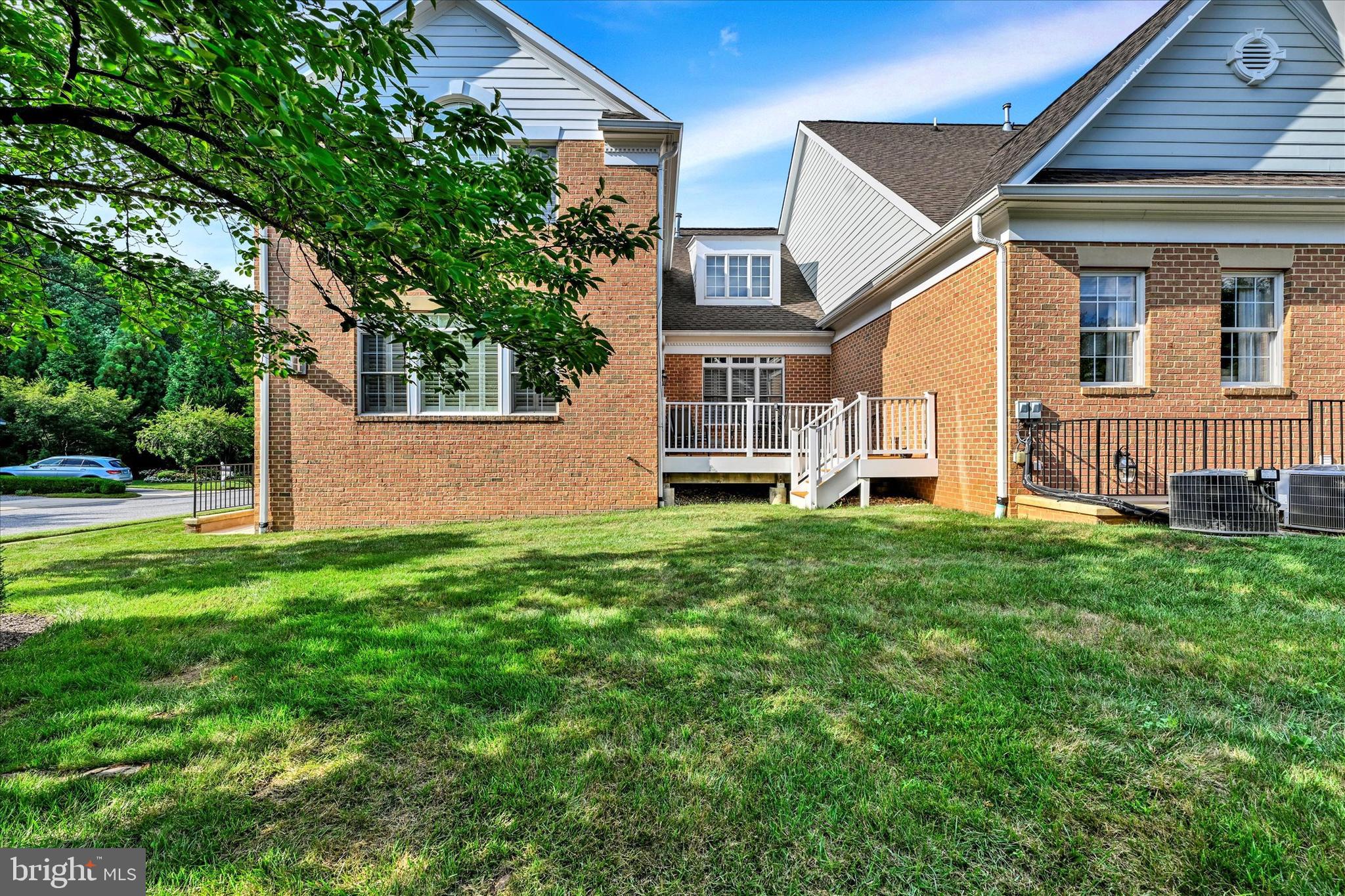 DUNLOY TOWNHOME - Residential