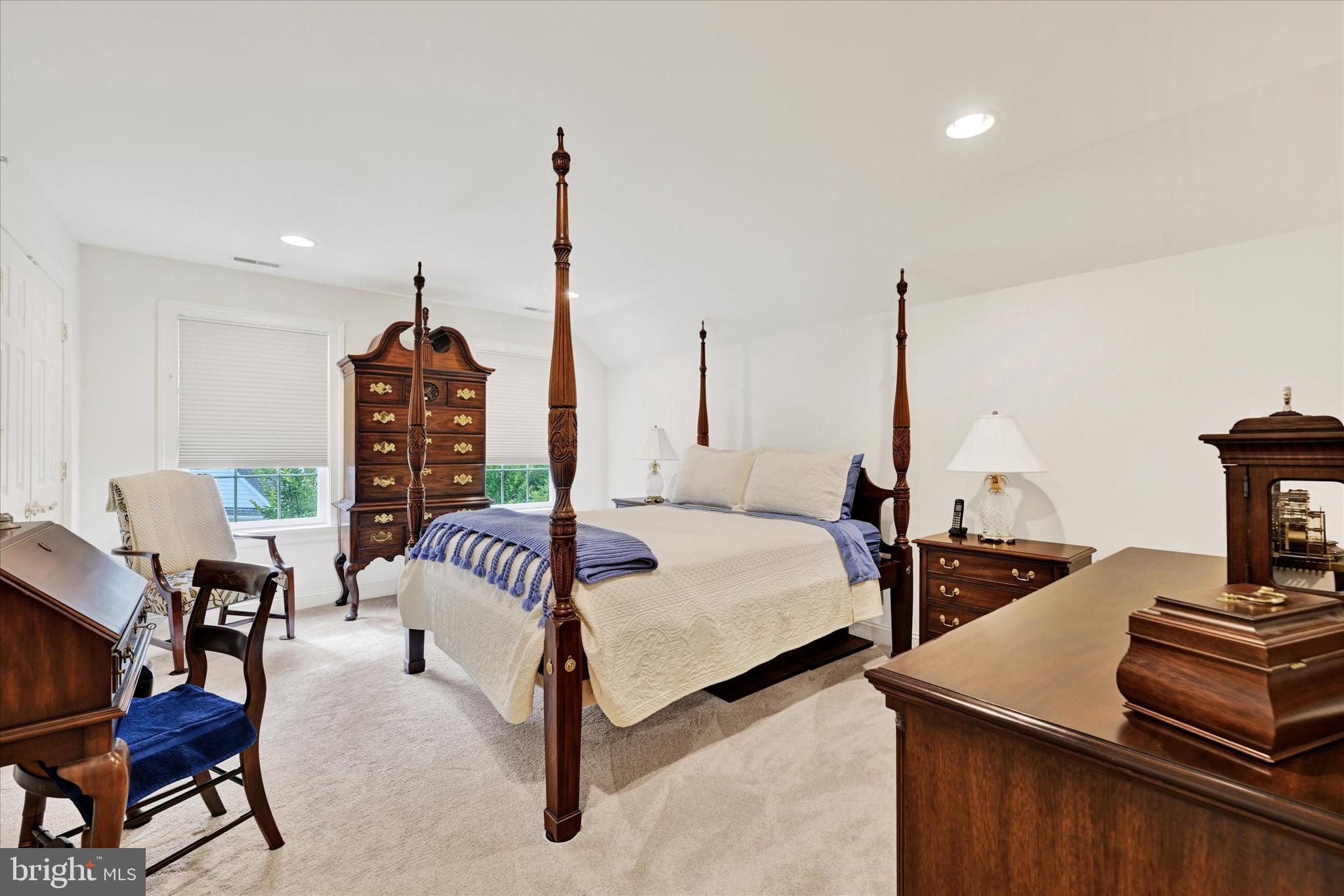 DUNLOY TOWNHOME - Residential