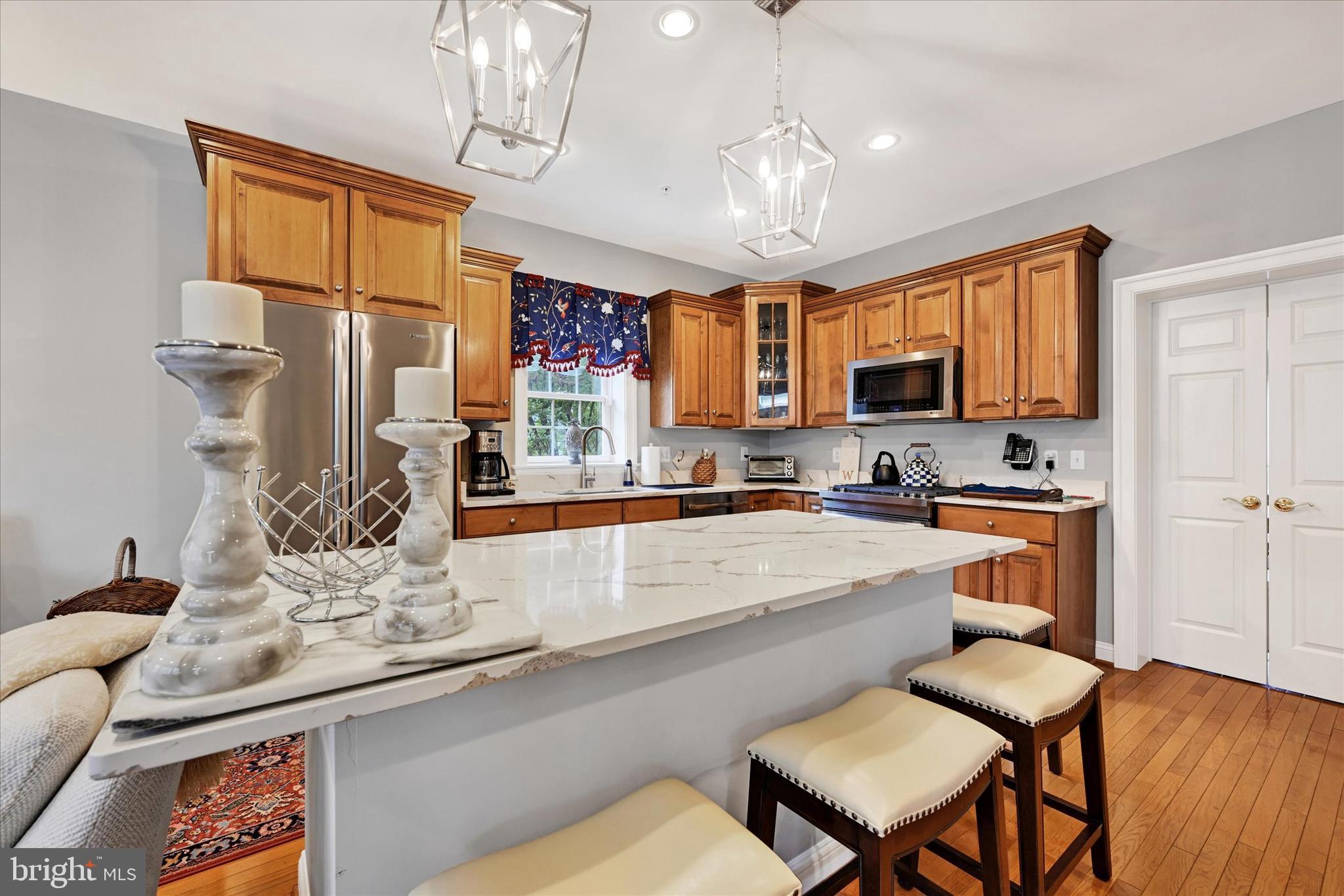 DUNLOY TOWNHOME - Residential