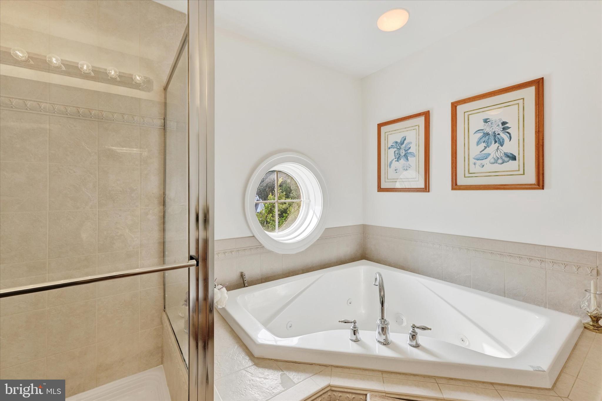 DUNLOY TOWNHOME - Residential