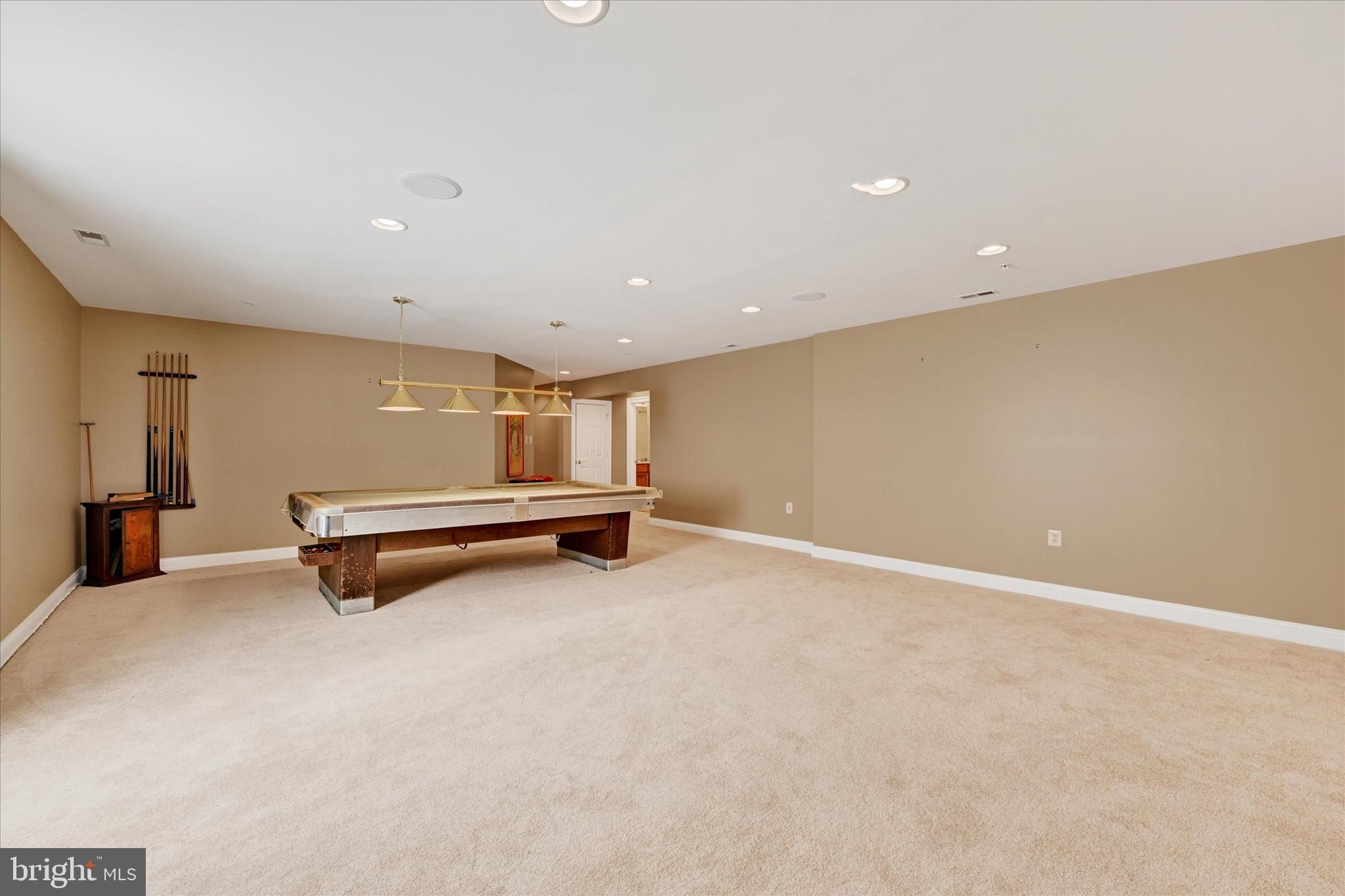 DUNLOY TOWNHOME - Residential