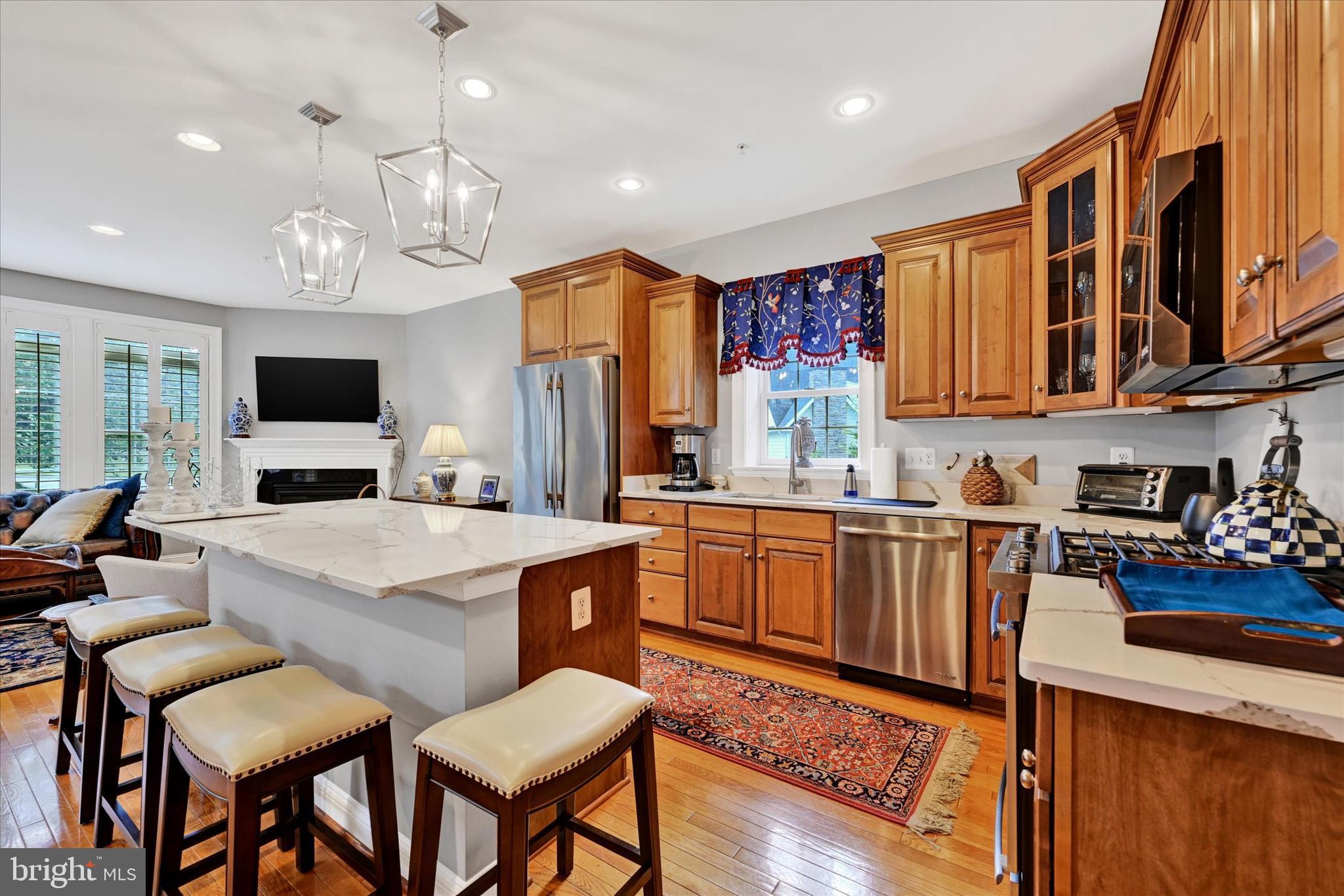 DUNLOY TOWNHOME - Residential