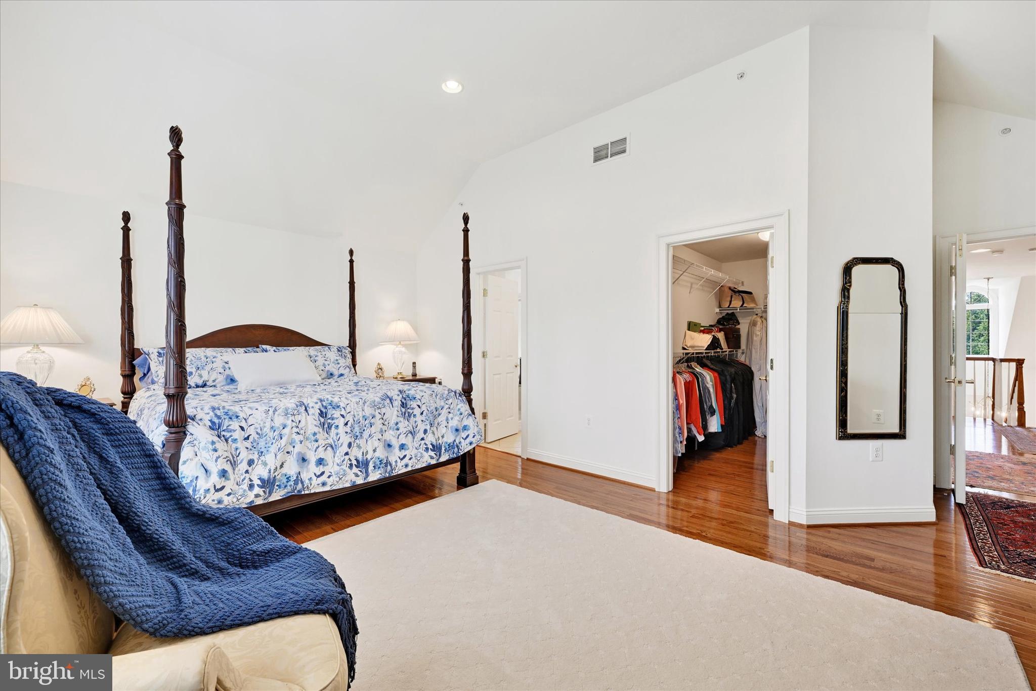 DUNLOY TOWNHOME - Residential