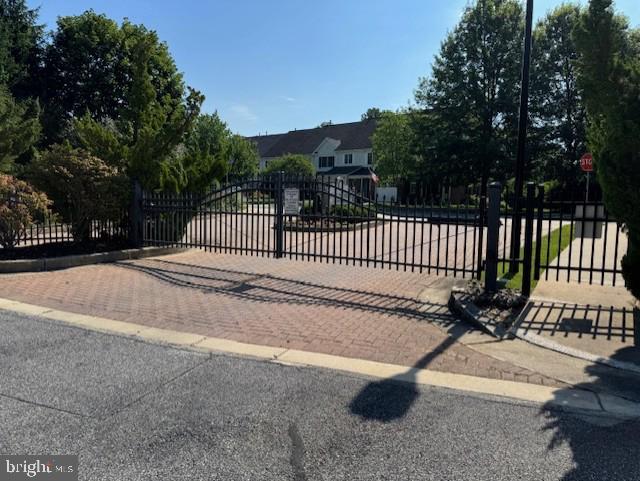 DUNLOY TOWNHOME - Residential