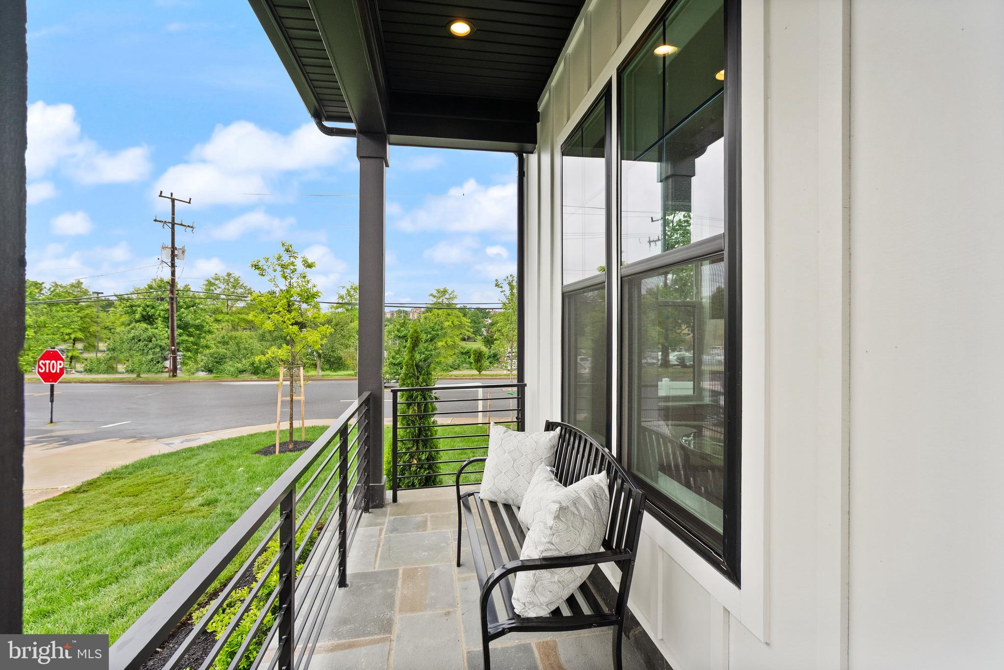 CARLIN SPRINGS - Residential