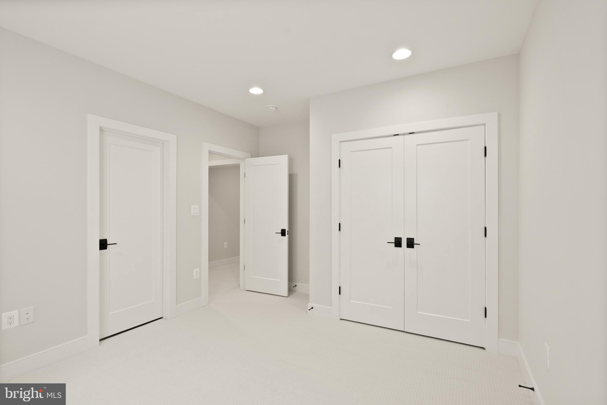 CARLIN SPRINGS - Residential