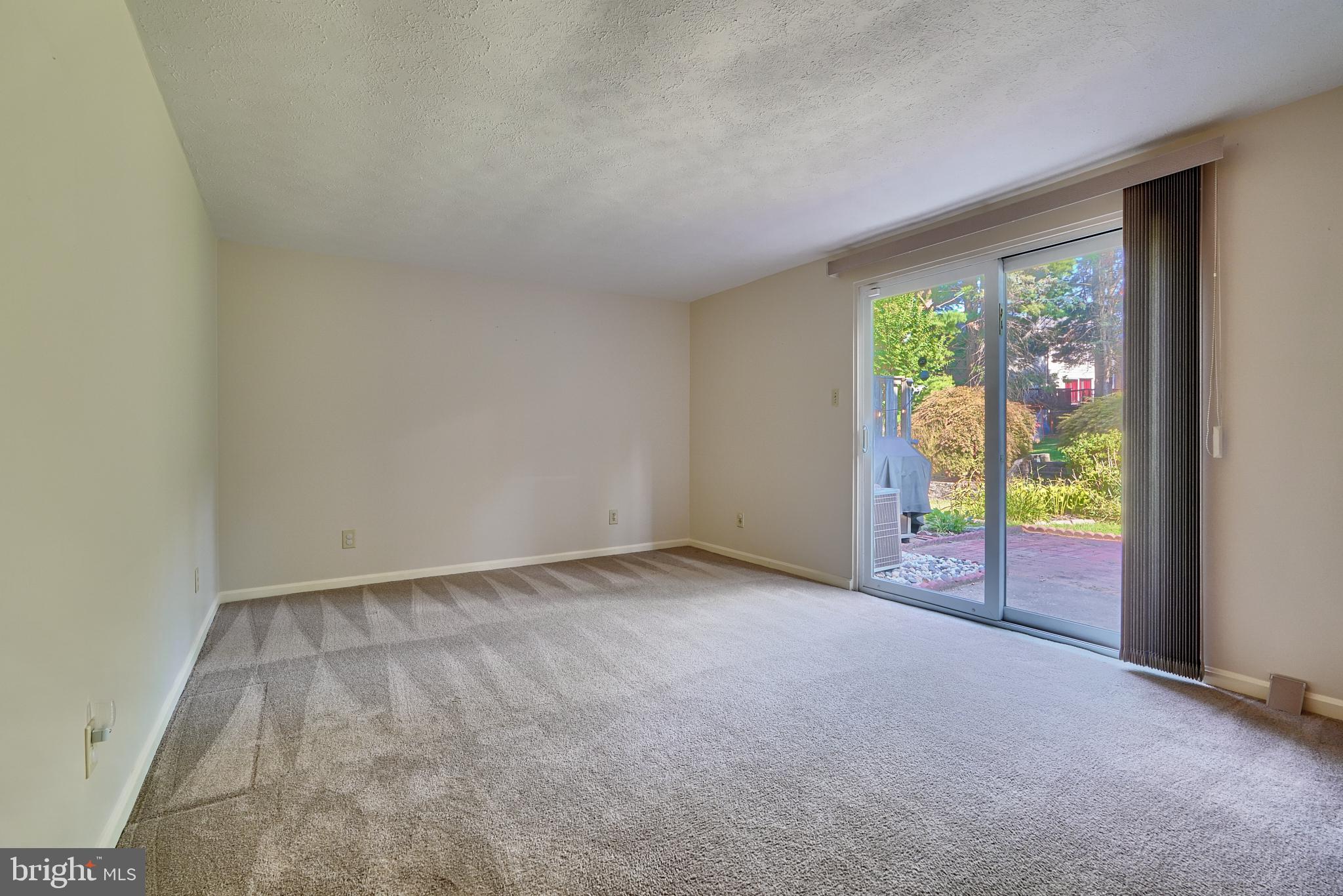 CHIPPENDALE - Residential