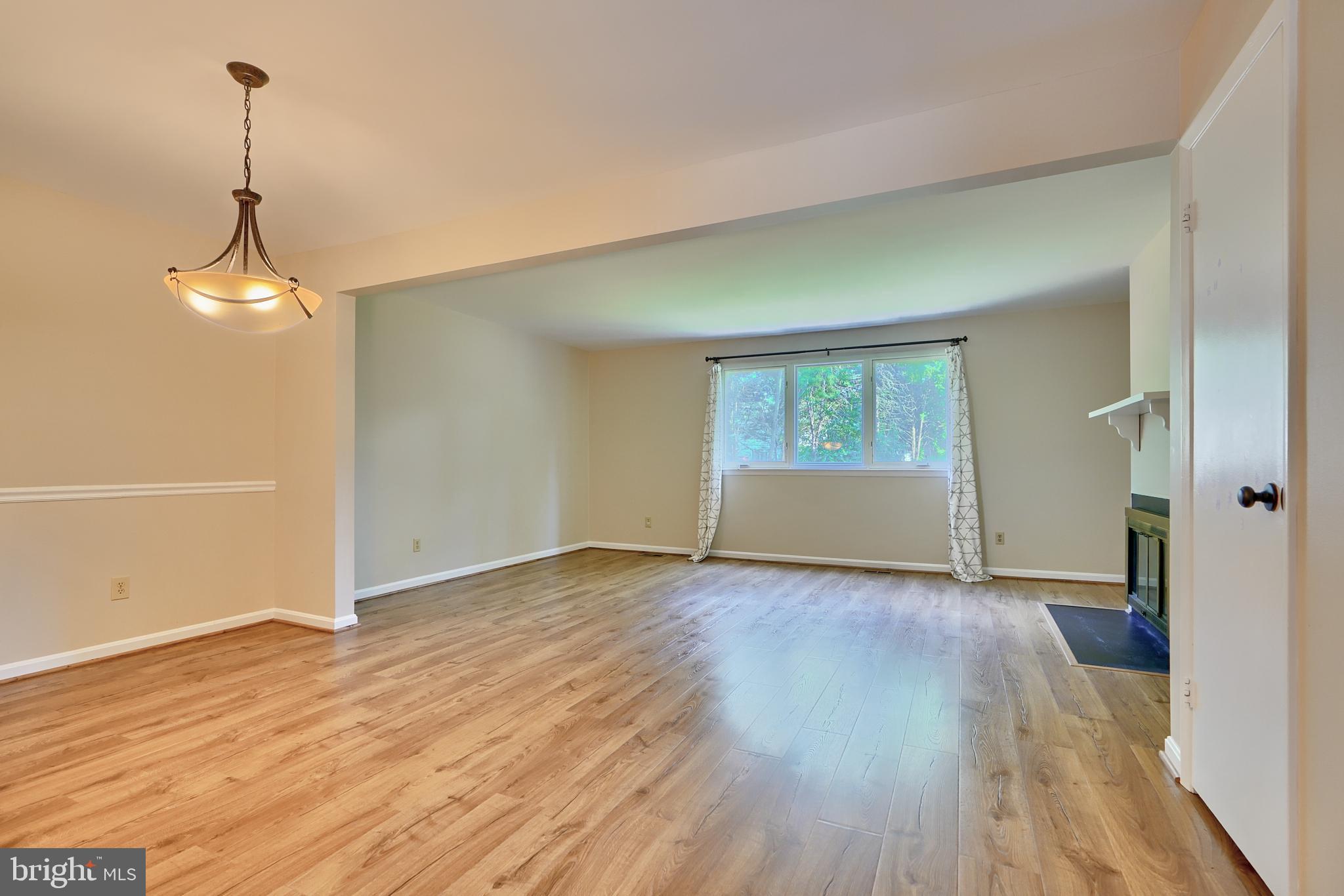 CHIPPENDALE - Residential