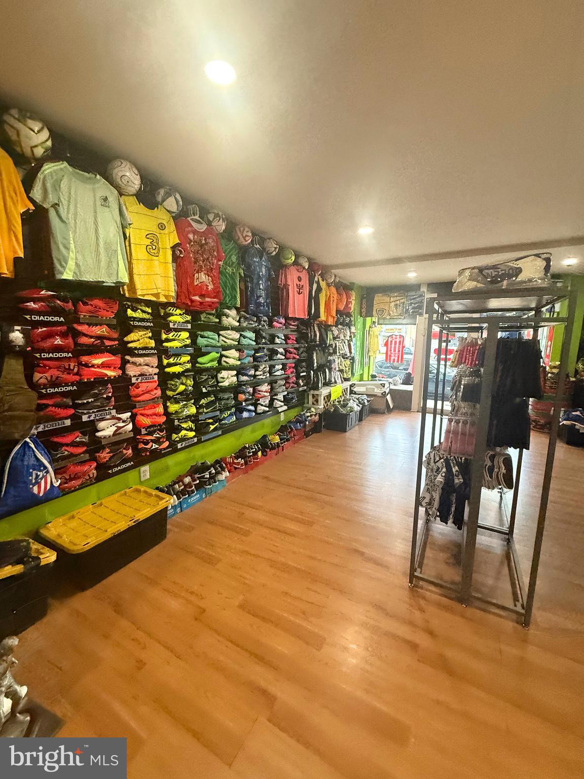 2621 WESTFIELD AVENUE