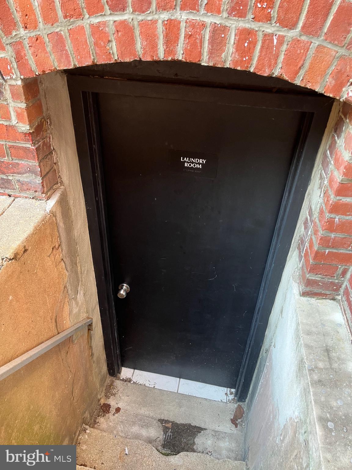 SPRUCE HILL - Residential Lease