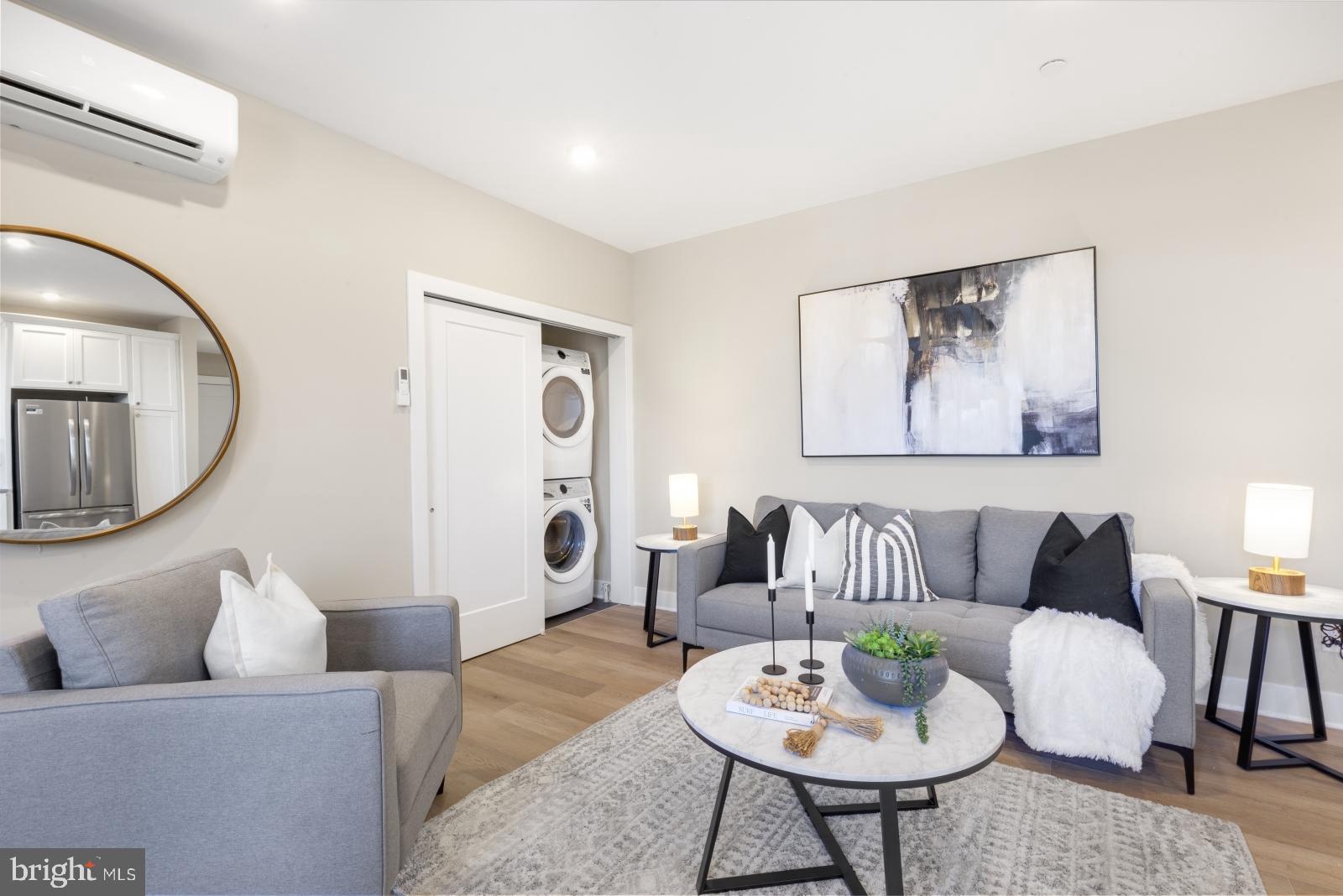 ROXBOROUGH - Residential Lease