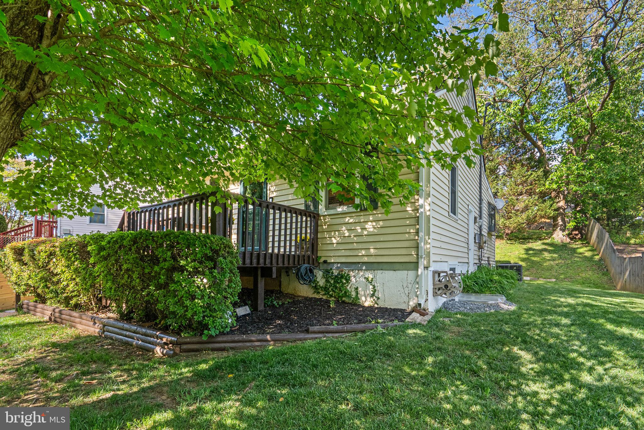 VEIRS MILL VILLAGE - Residential