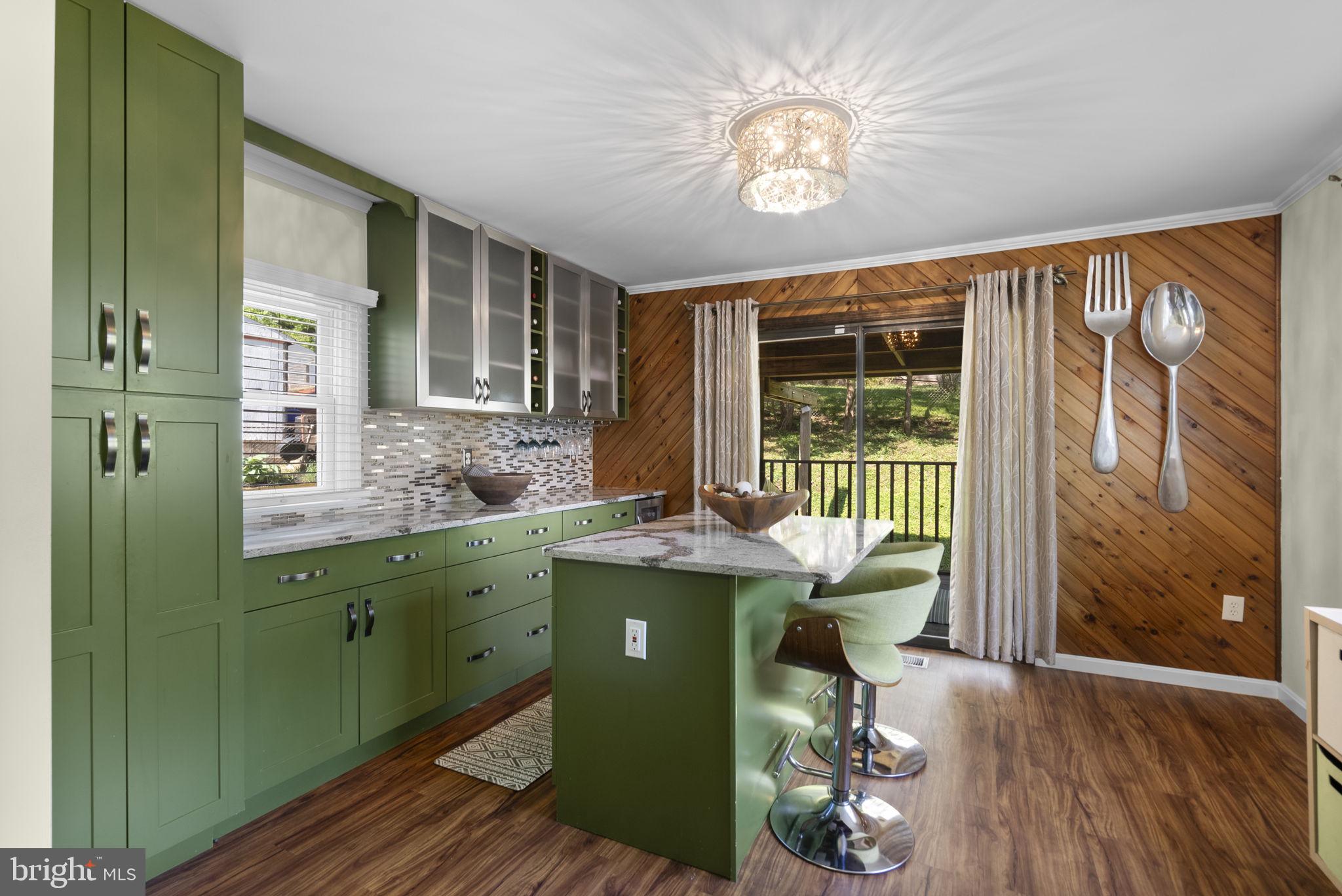 VEIRS MILL VILLAGE - Residential