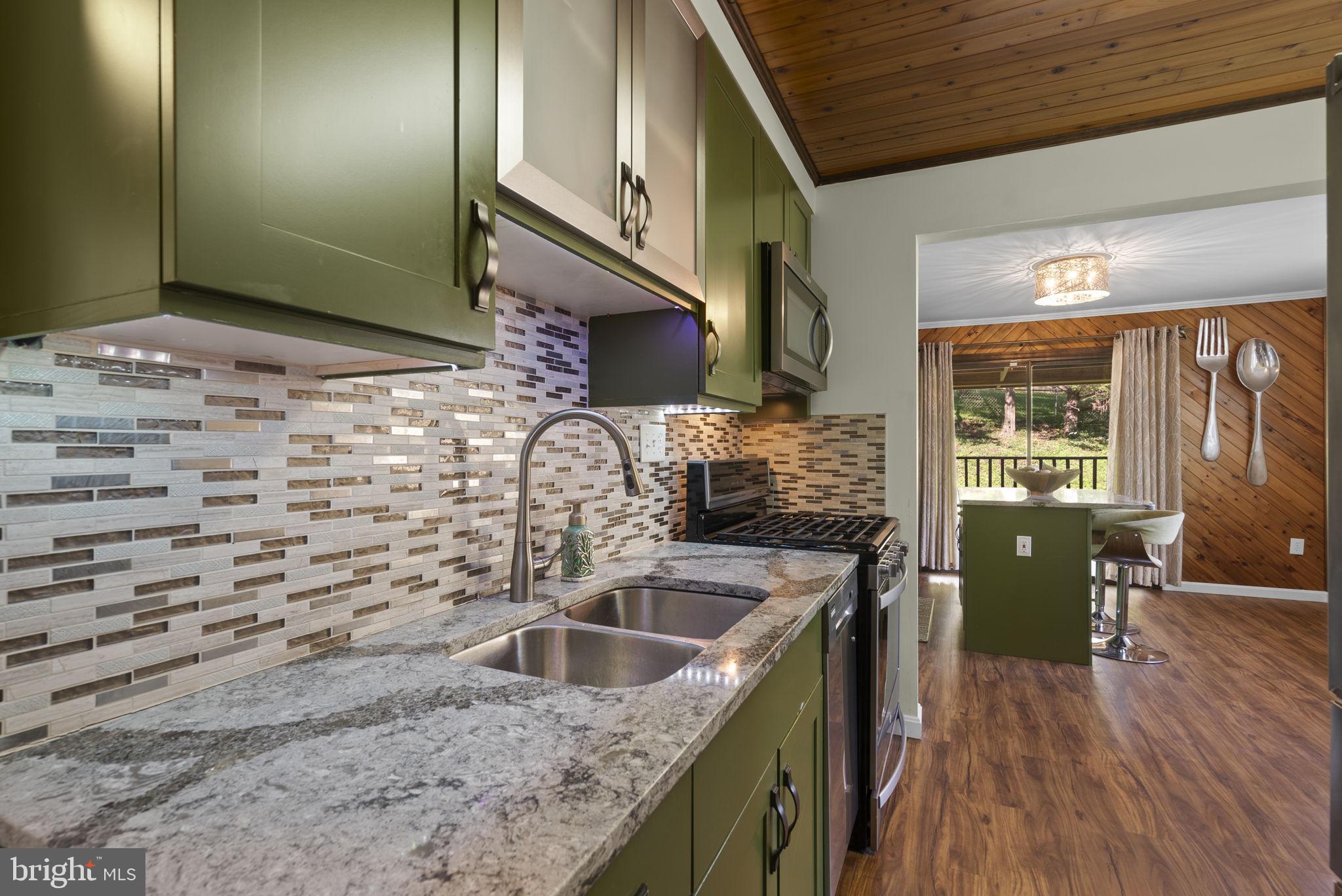 VEIRS MILL VILLAGE - Residential