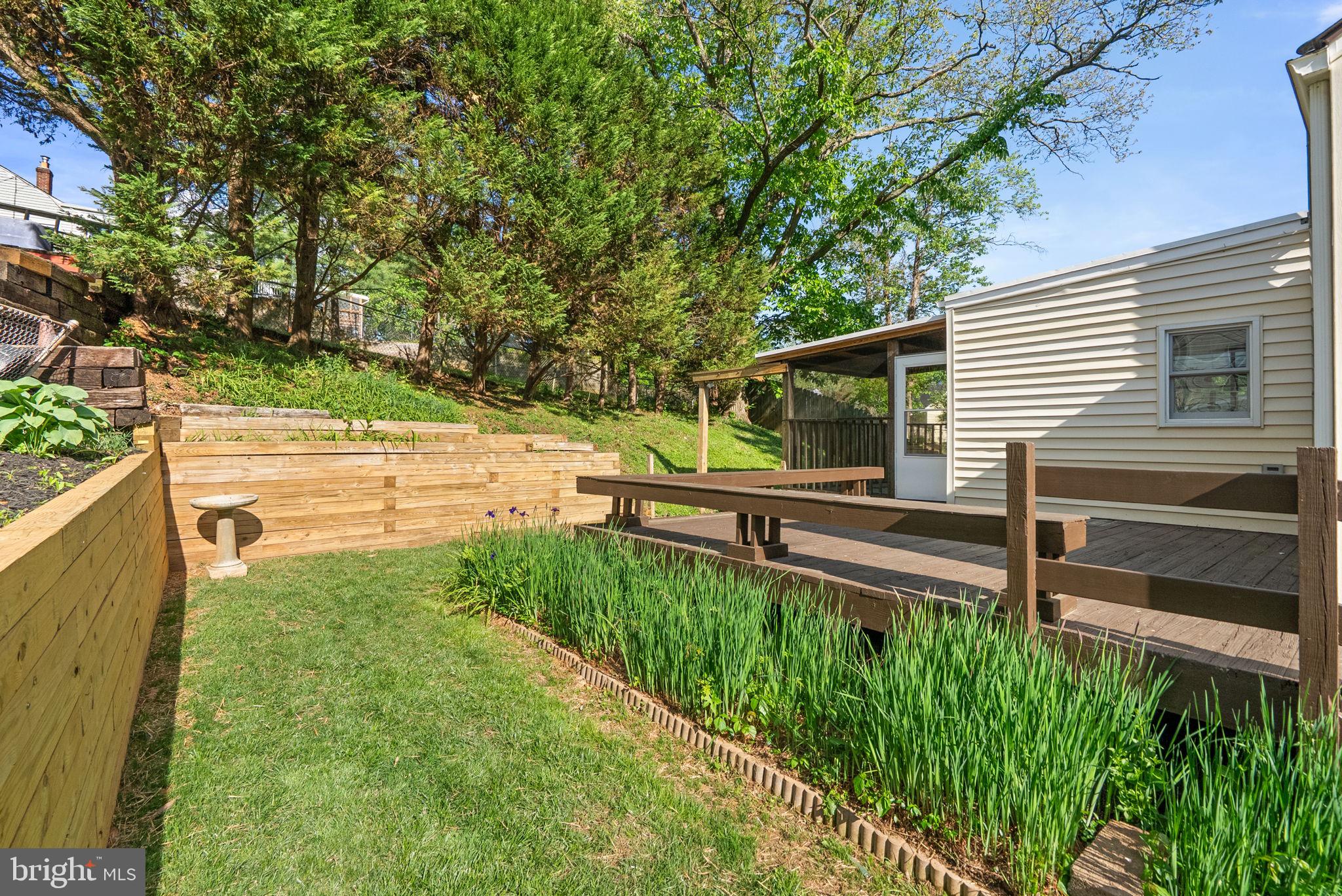 VEIRS MILL VILLAGE - Residential