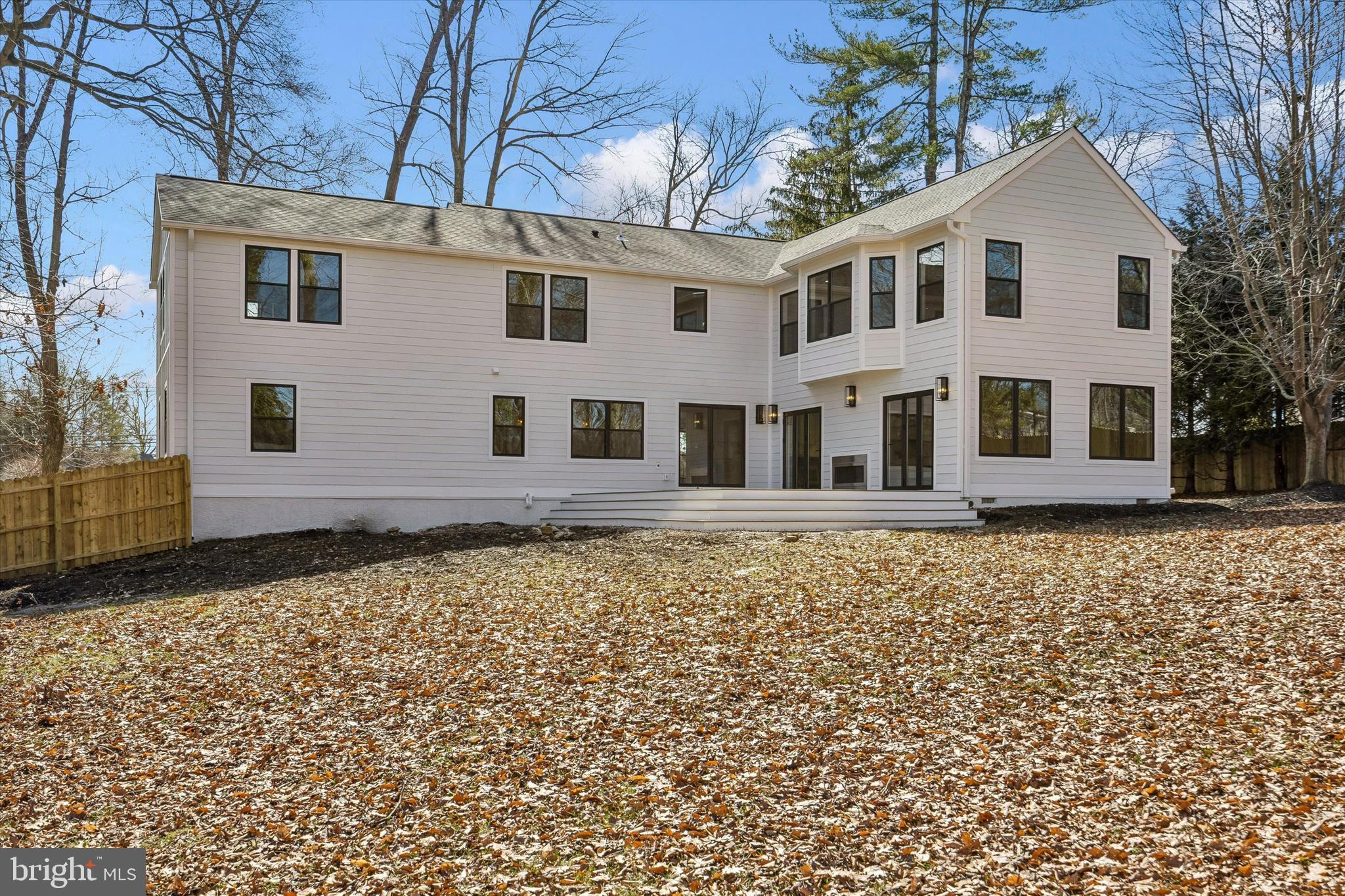 RADNOR HUNT - Residential