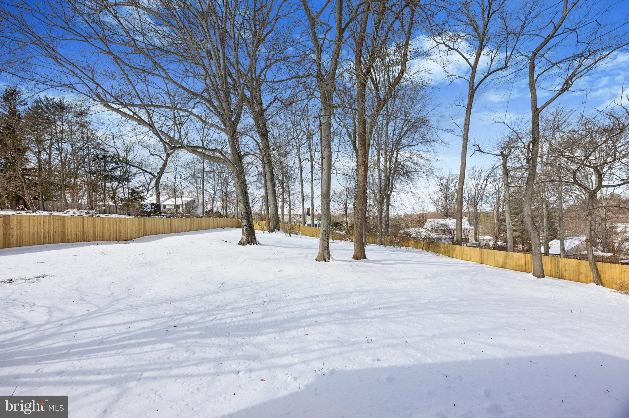 RADNOR HUNT - Residential