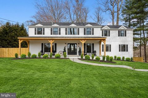 2577 WAYLAND ROAD BERWYN PA 19312