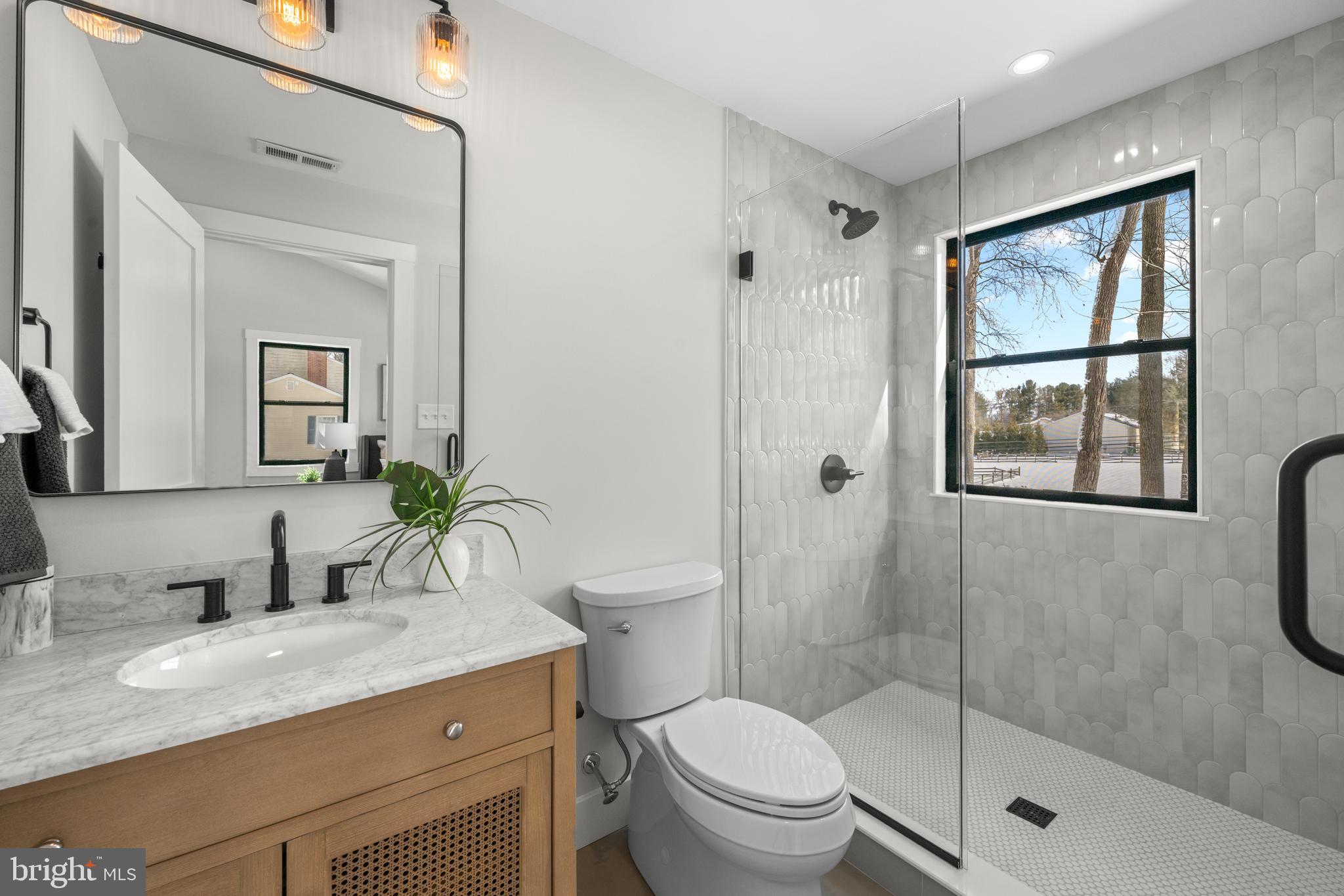 RADNOR HUNT - Residential