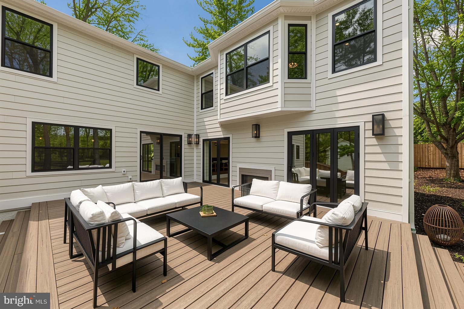 RADNOR HUNT - Residential