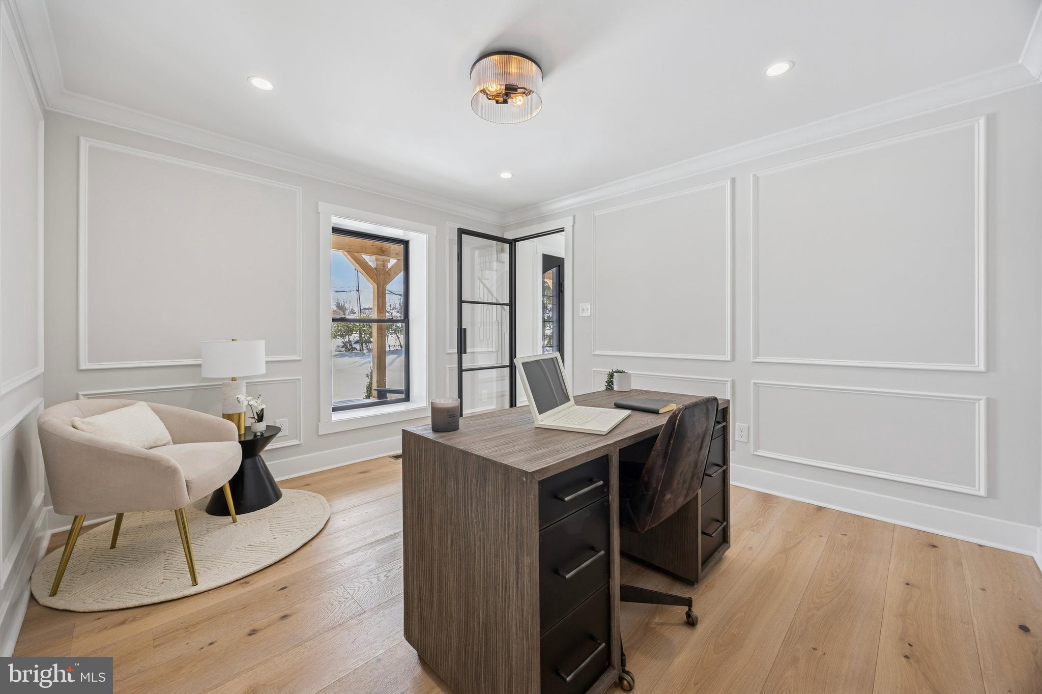 RADNOR HUNT - Residential