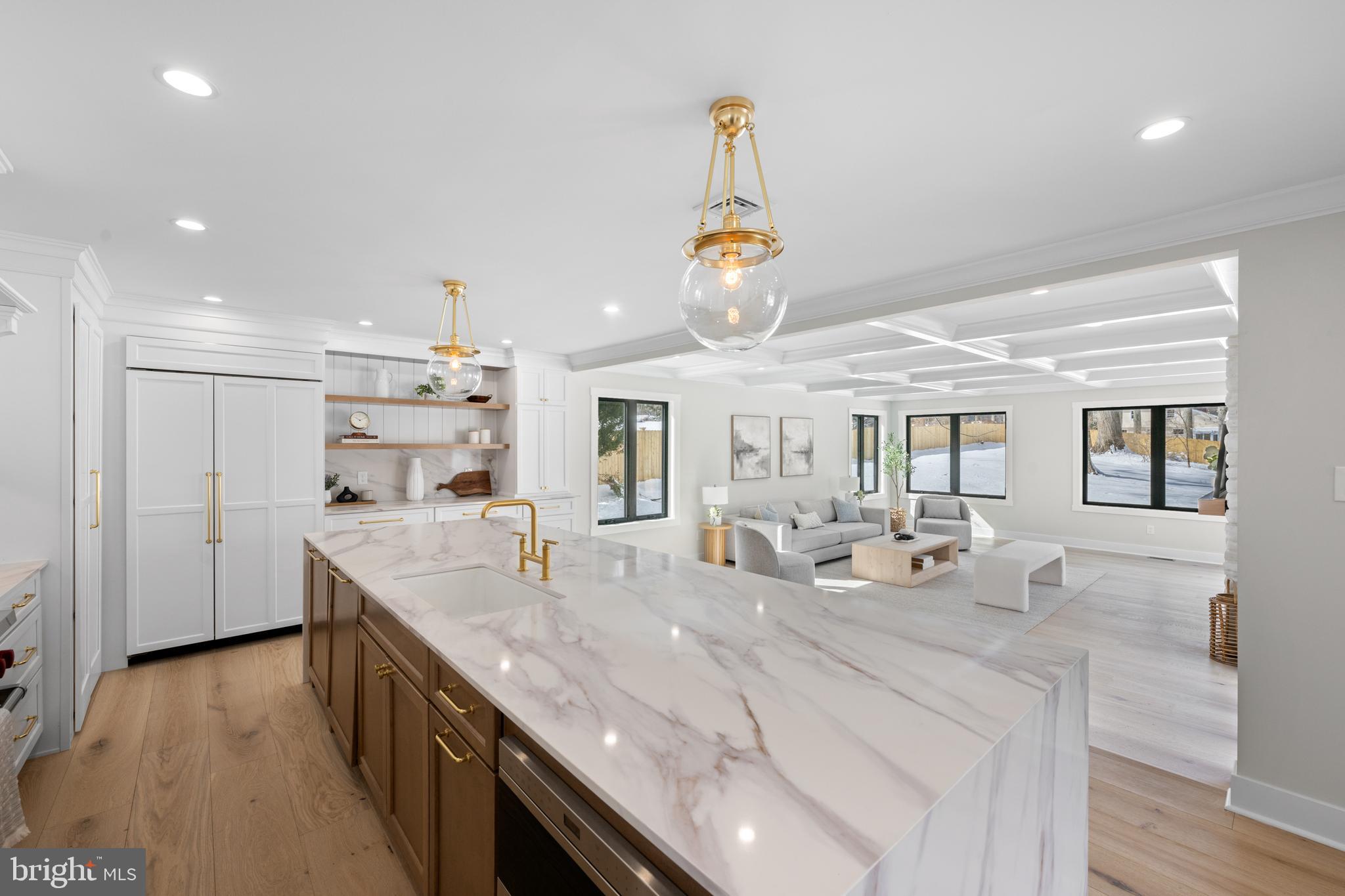 RADNOR HUNT - Residential