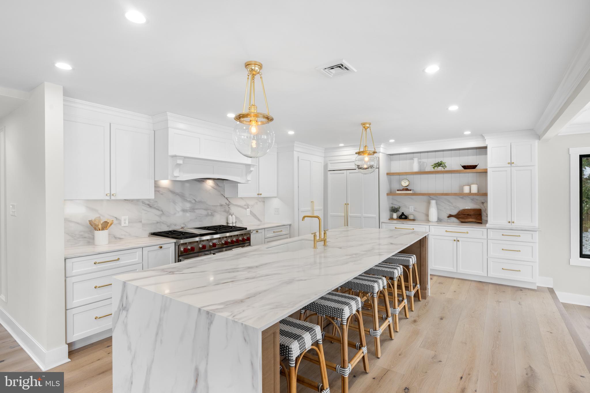 RADNOR HUNT - Residential