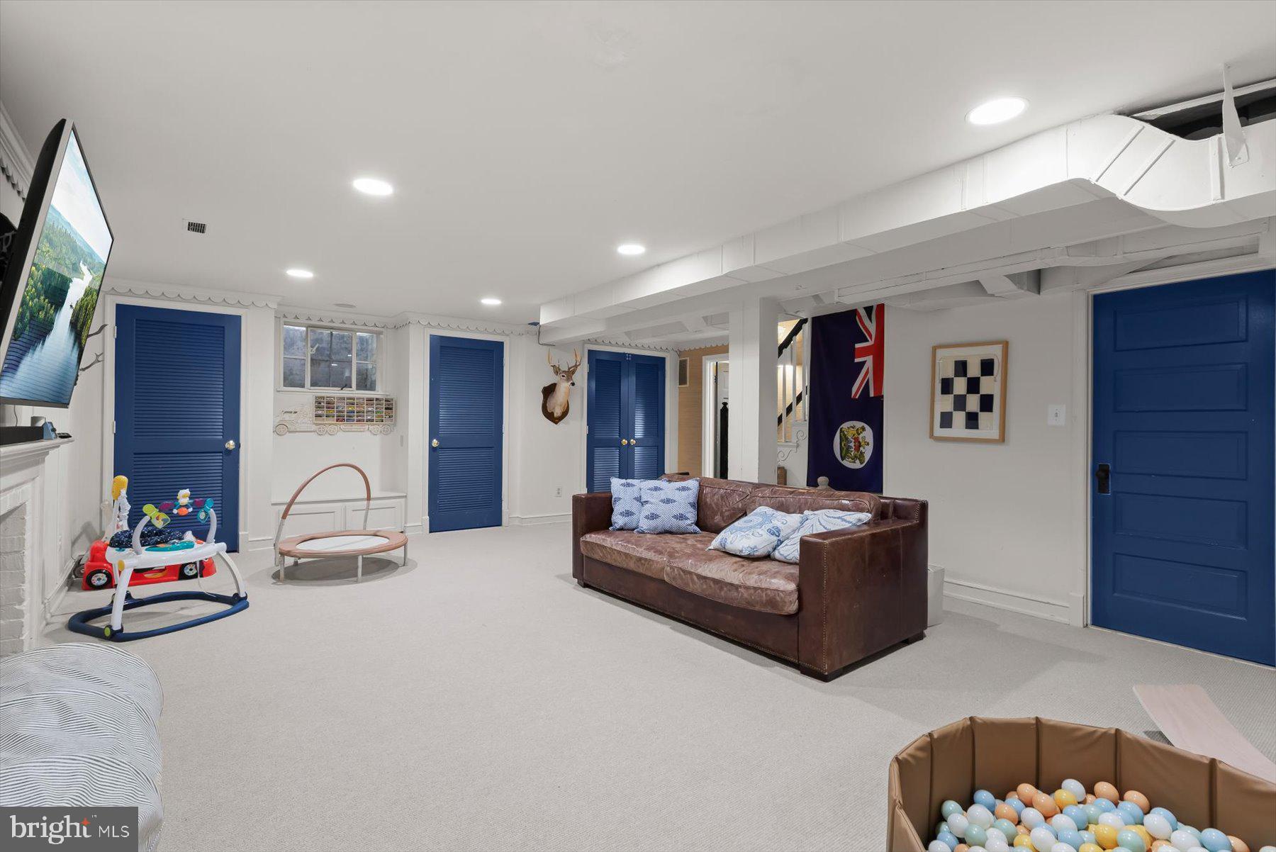 WESLEY HEIGHTS - Residential