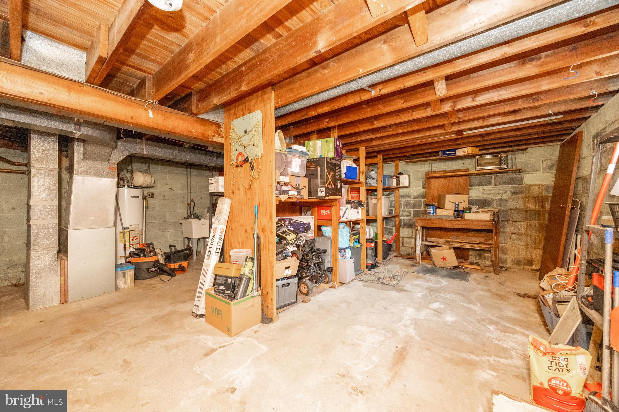 ROSLYN - Residential