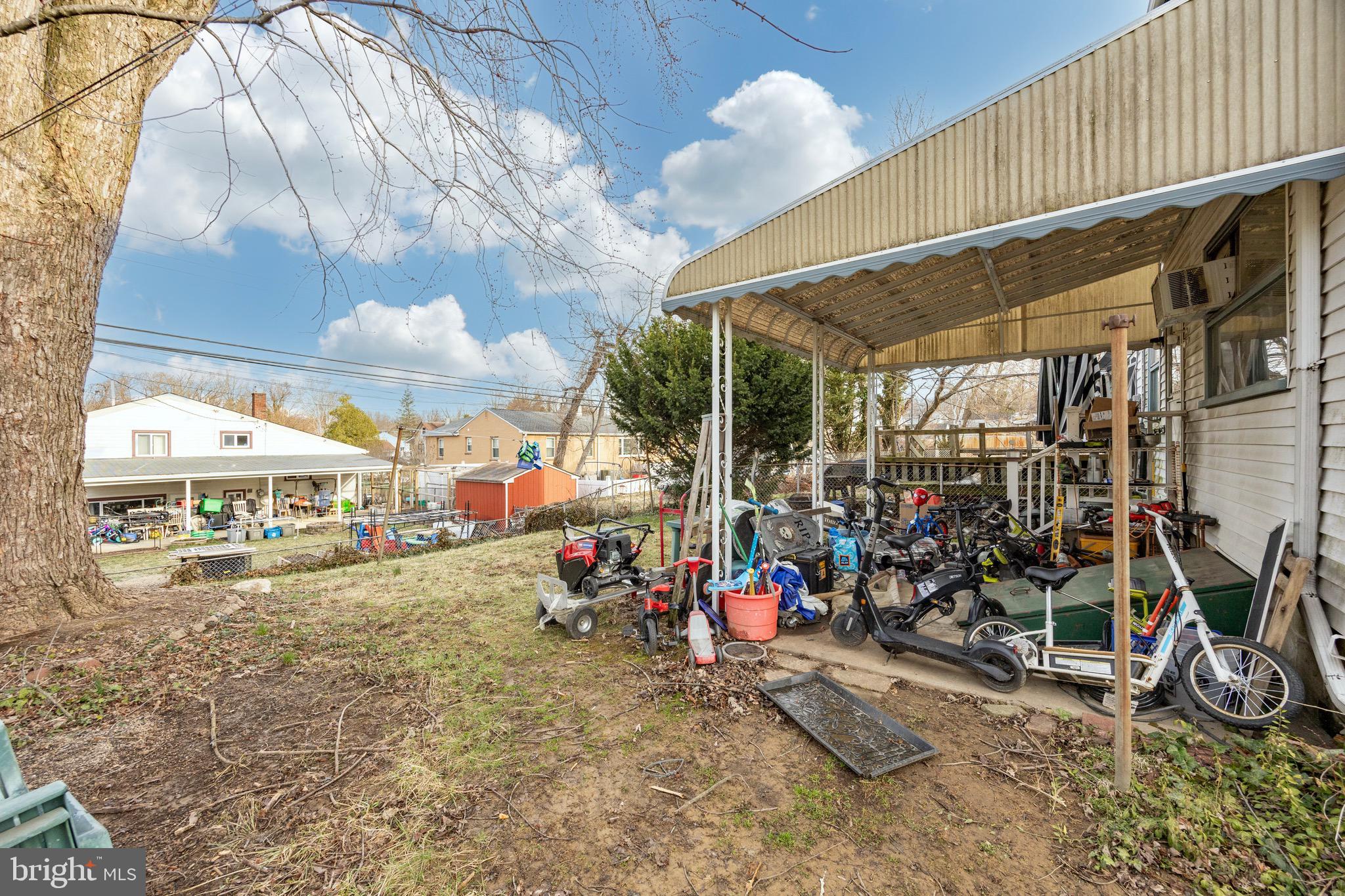 ROSLYN - Residential