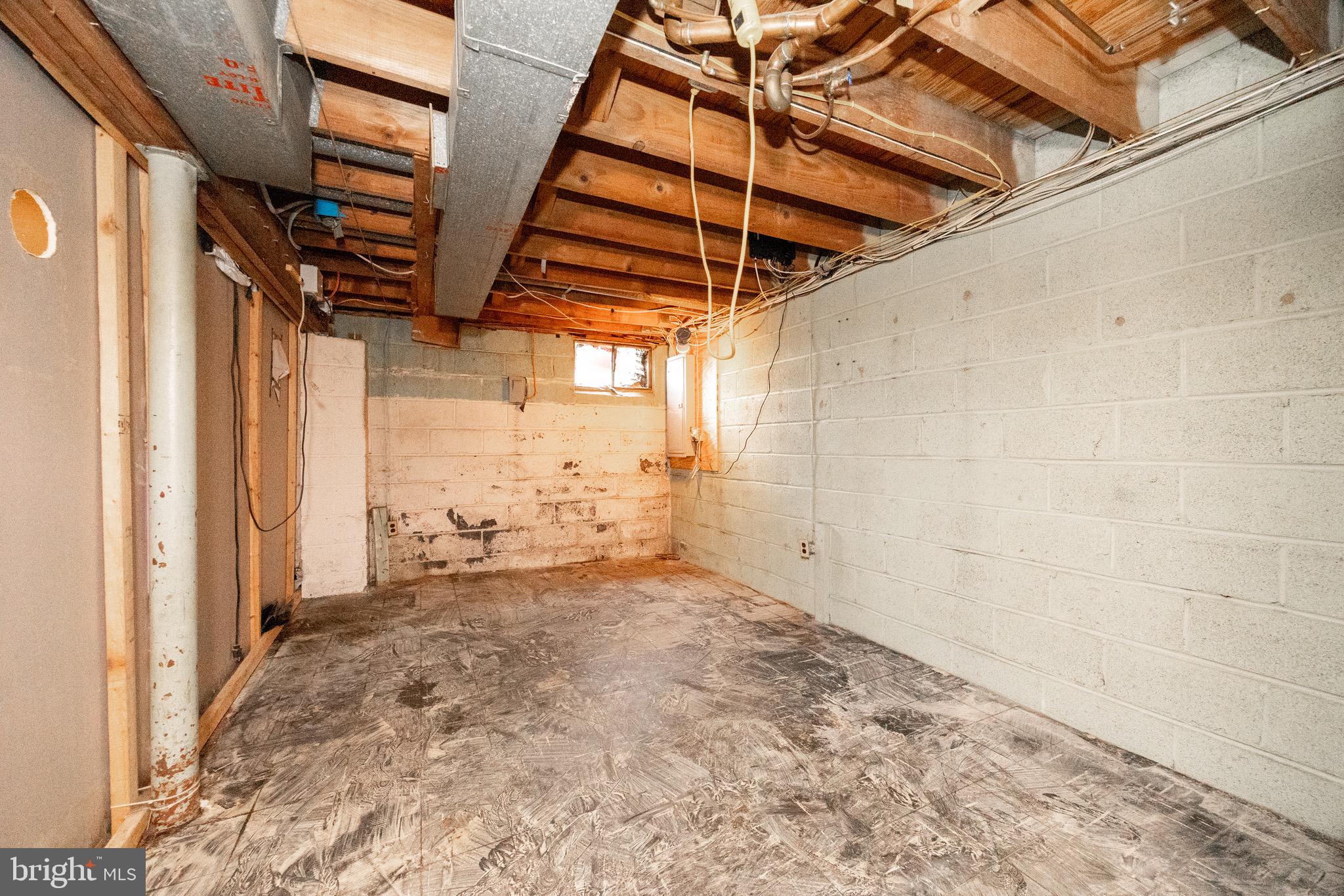 ROSLYN - Residential