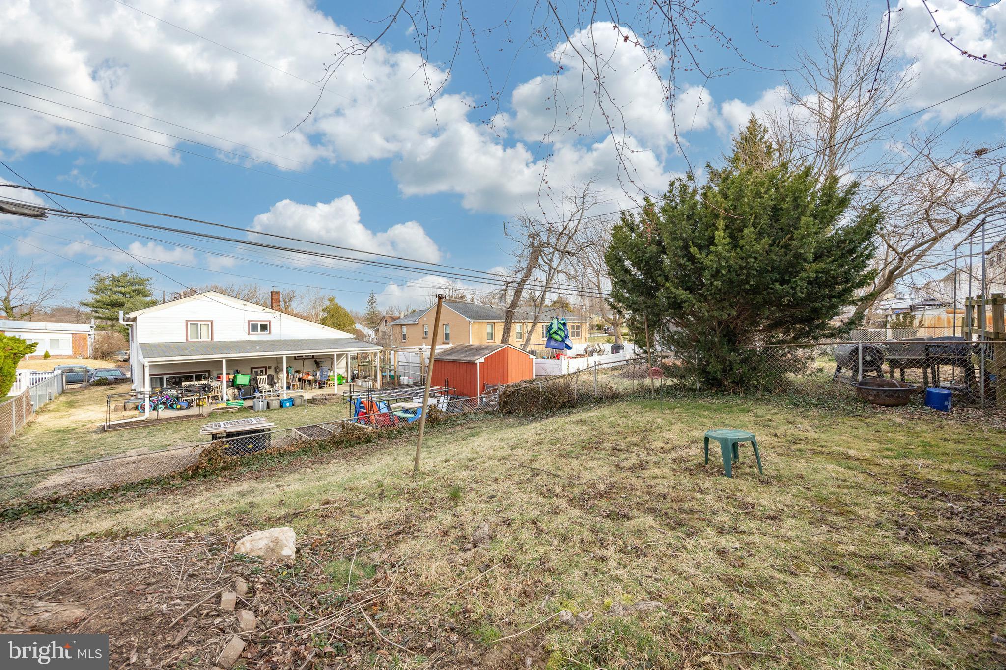 ROSLYN - Residential