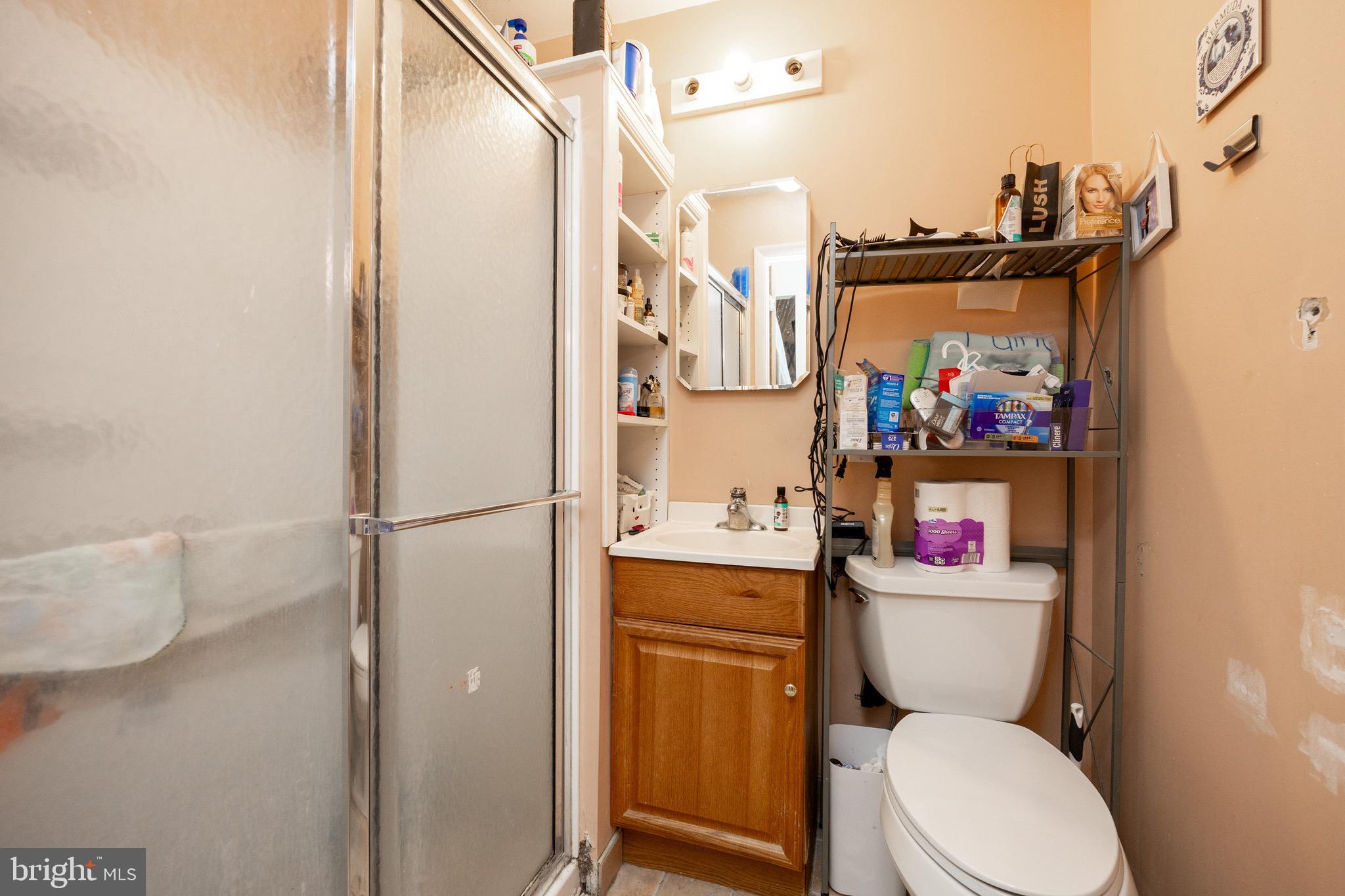 ROSLYN - Residential