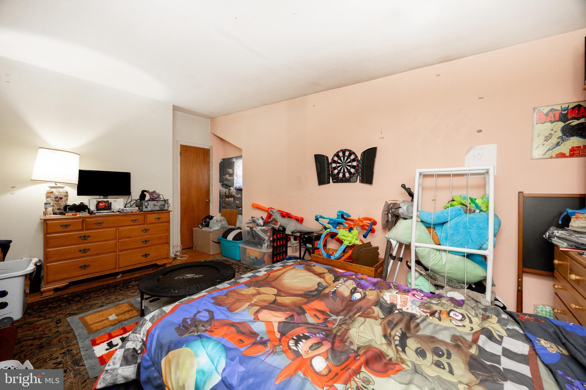 ROSLYN - Residential